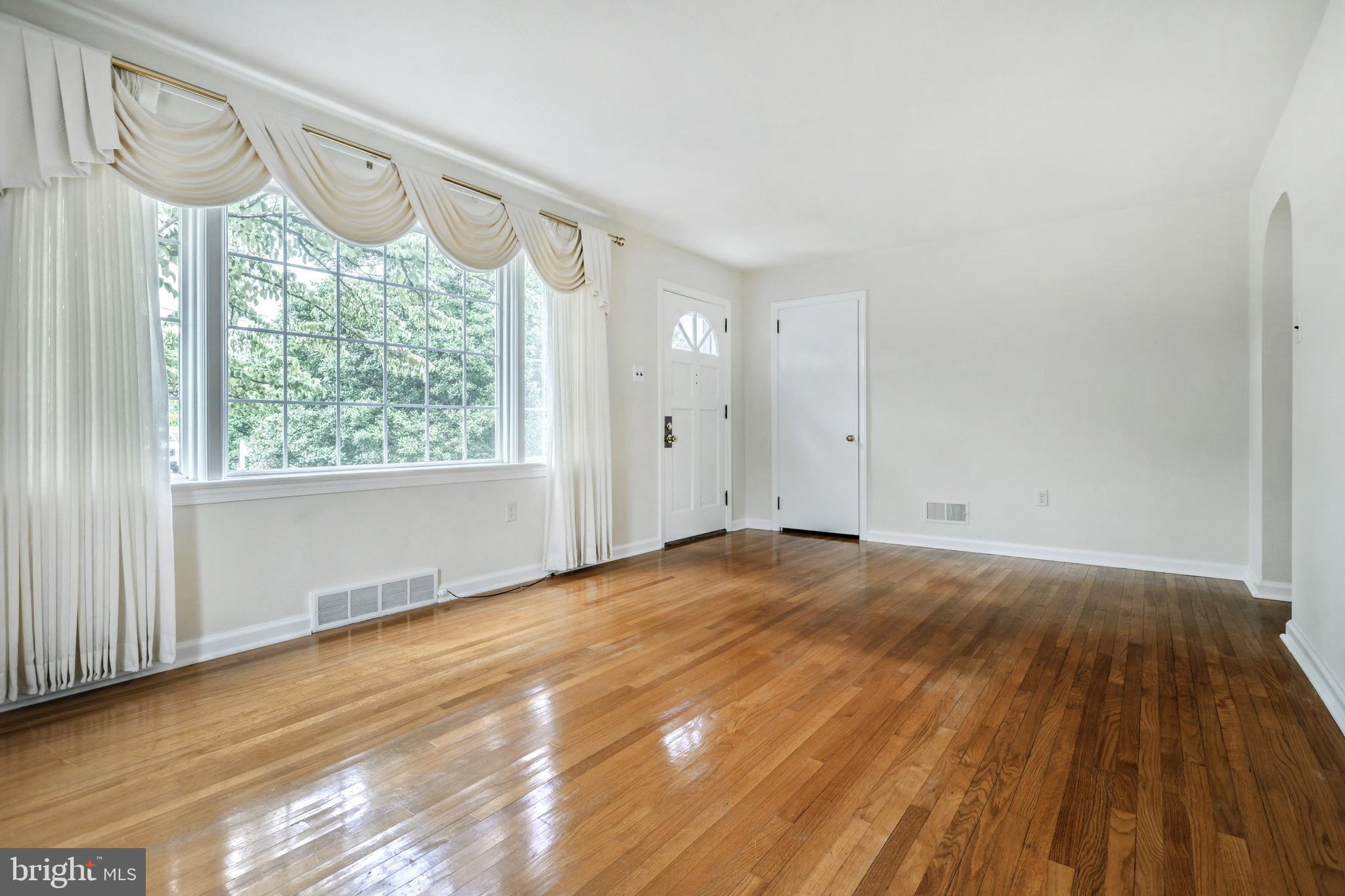 PLEASUREVILLE - Residential