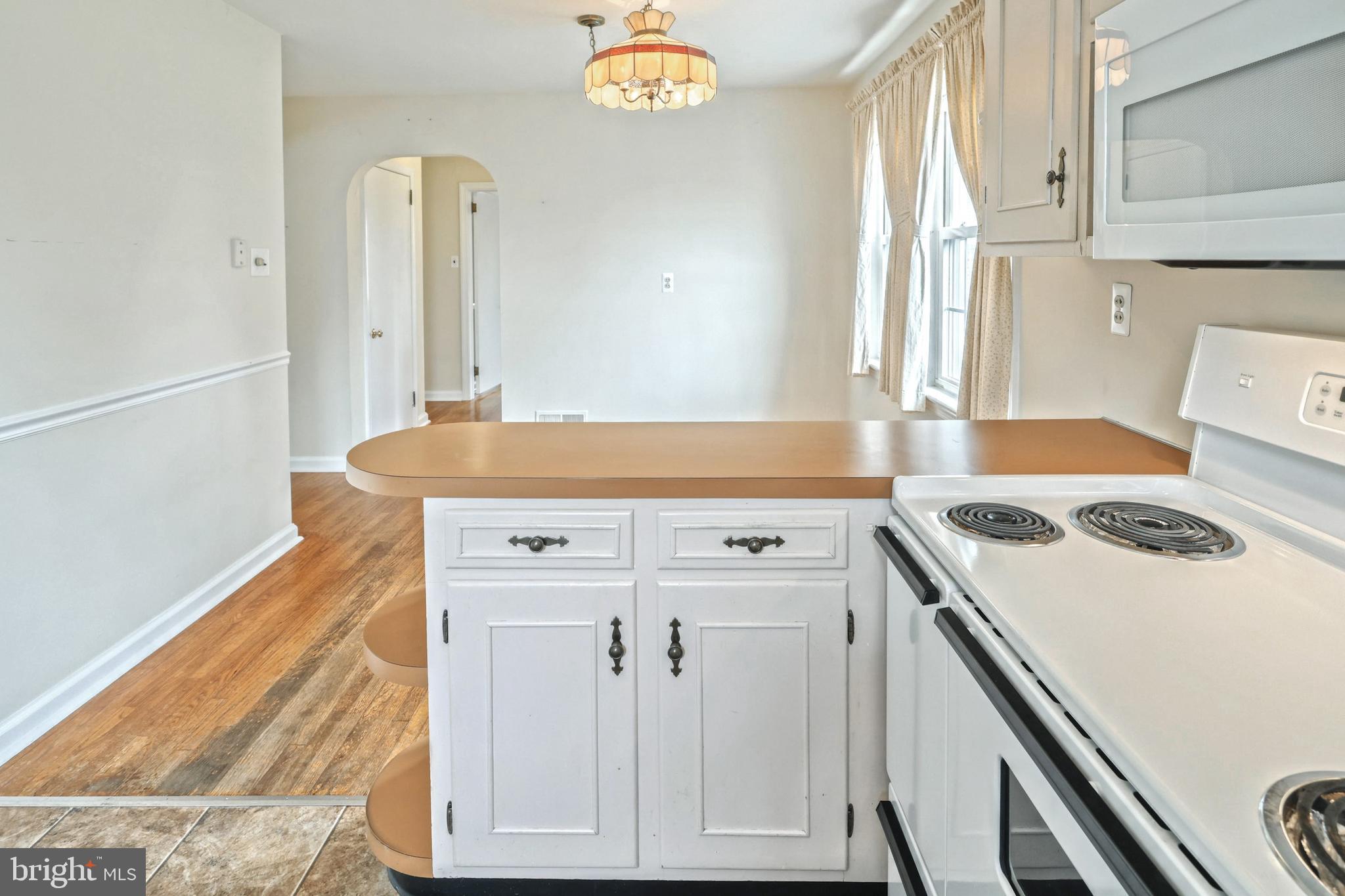 PLEASUREVILLE - Residential