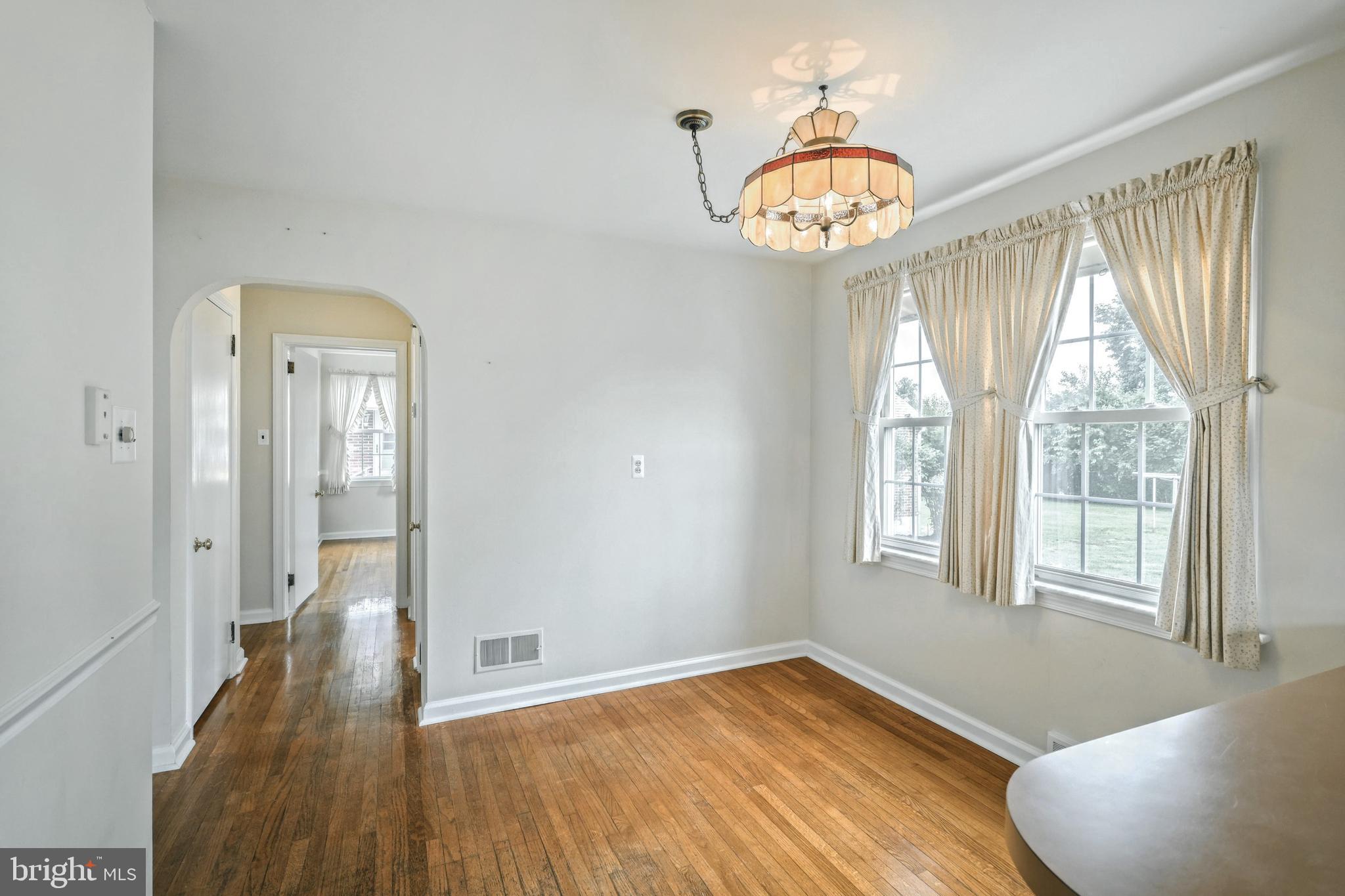 PLEASUREVILLE - Residential