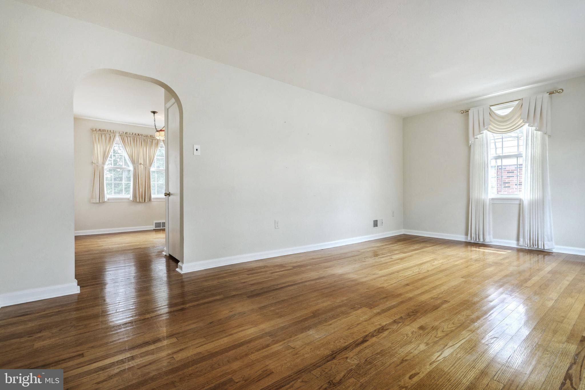 PLEASUREVILLE - Residential