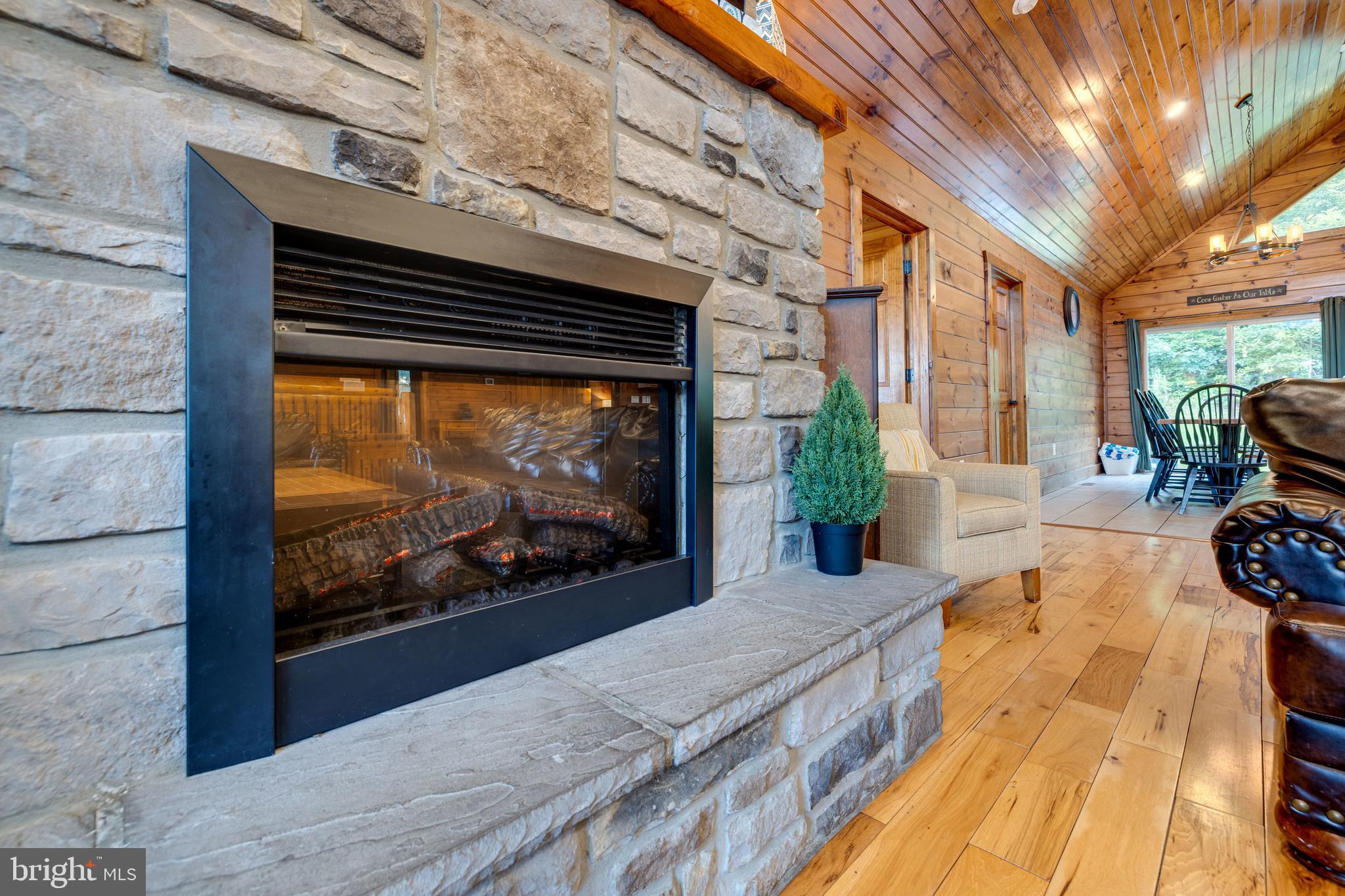 BATTLE CREEK - Residential