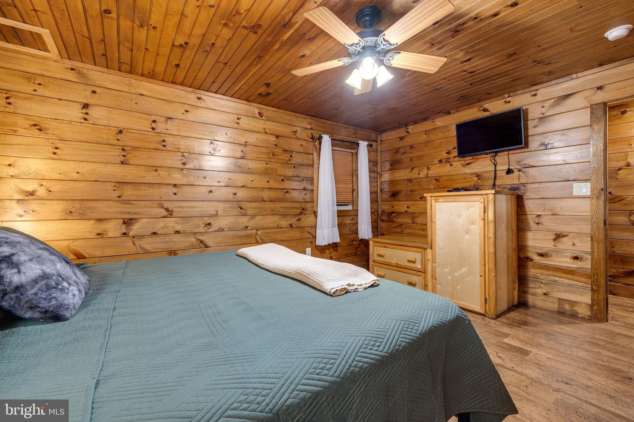 BATTLE CREEK - Residential