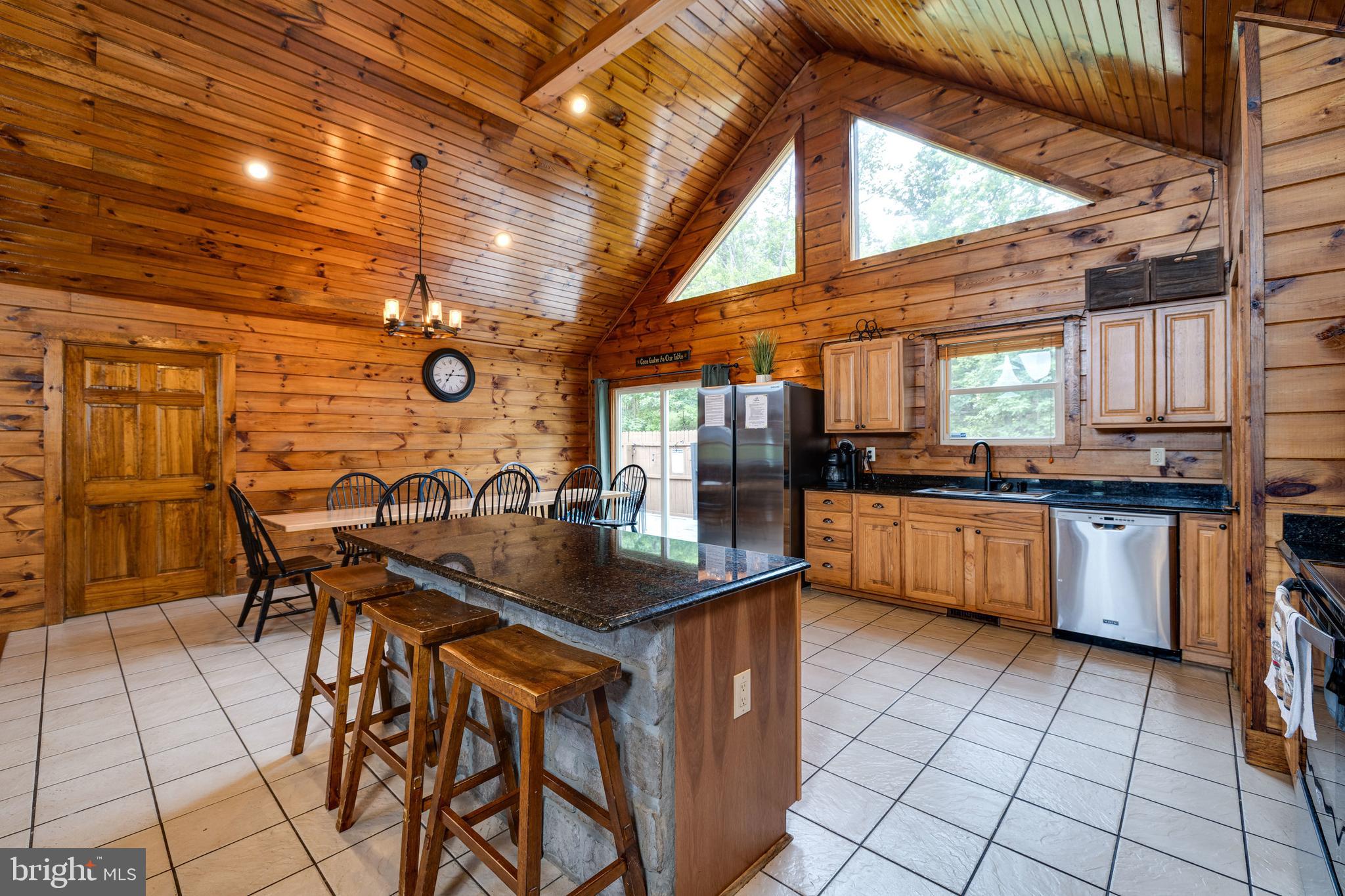 259 LOG HOME PLACE