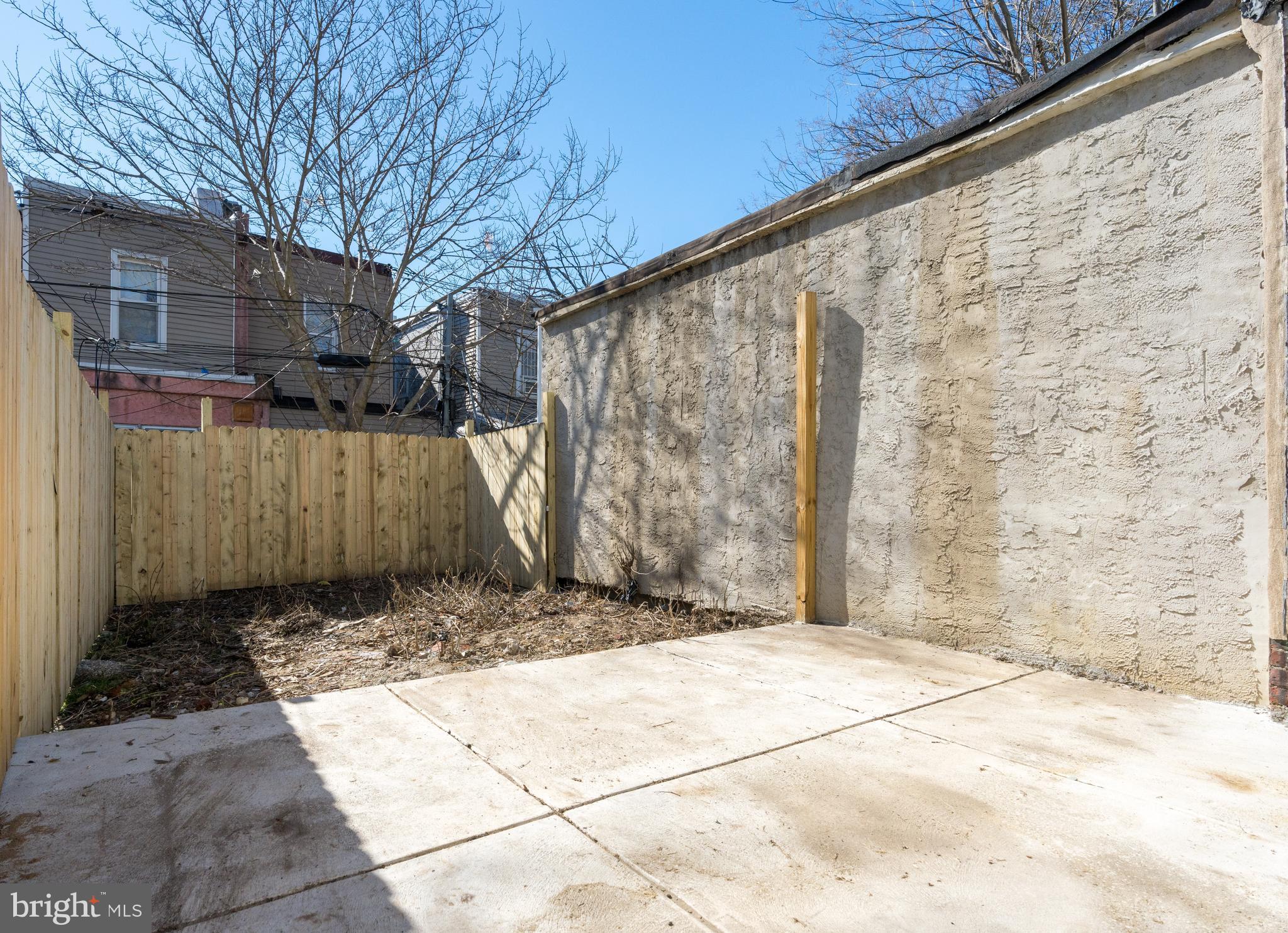 KENSINGTON - Residential