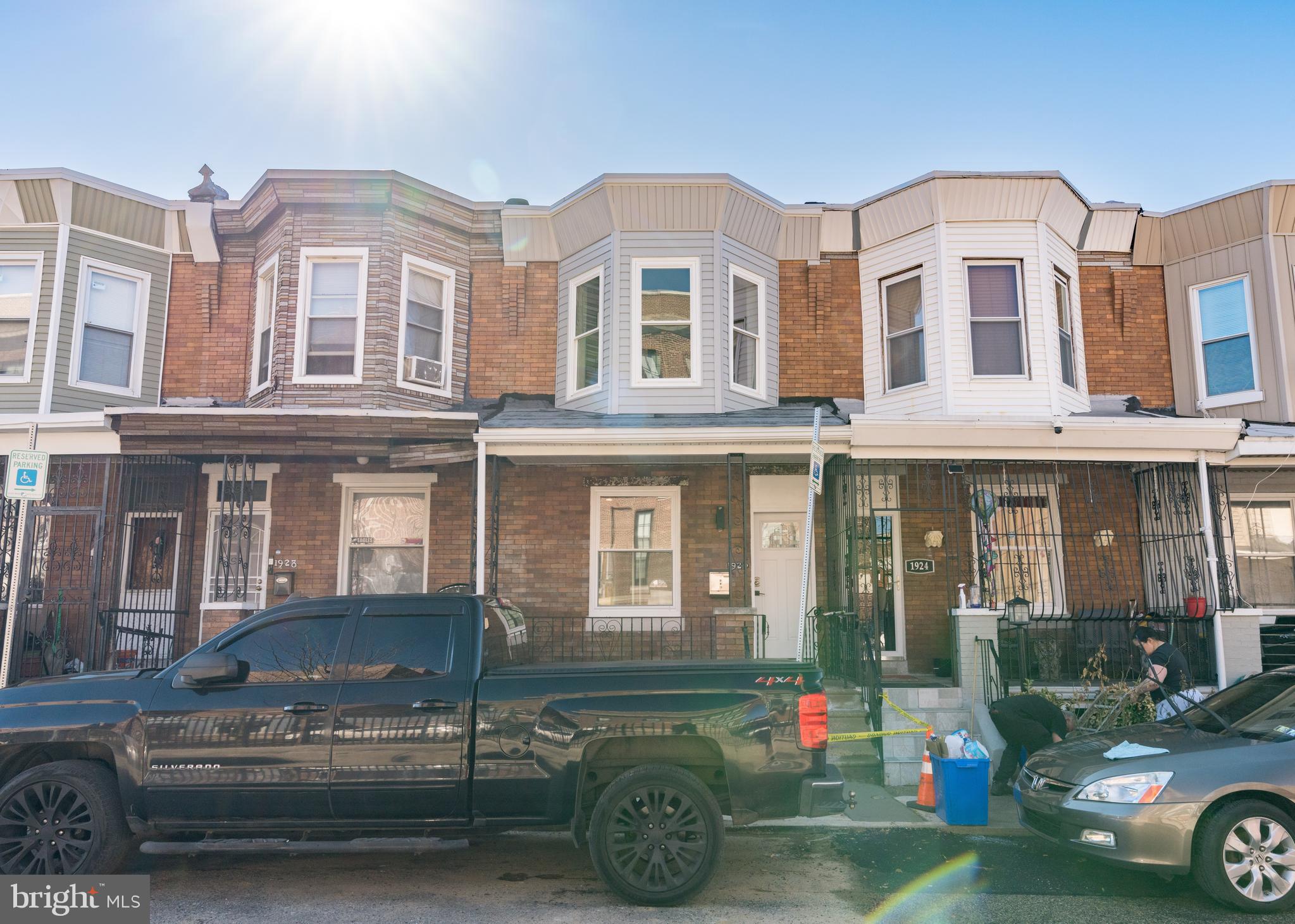 KENSINGTON - Residential