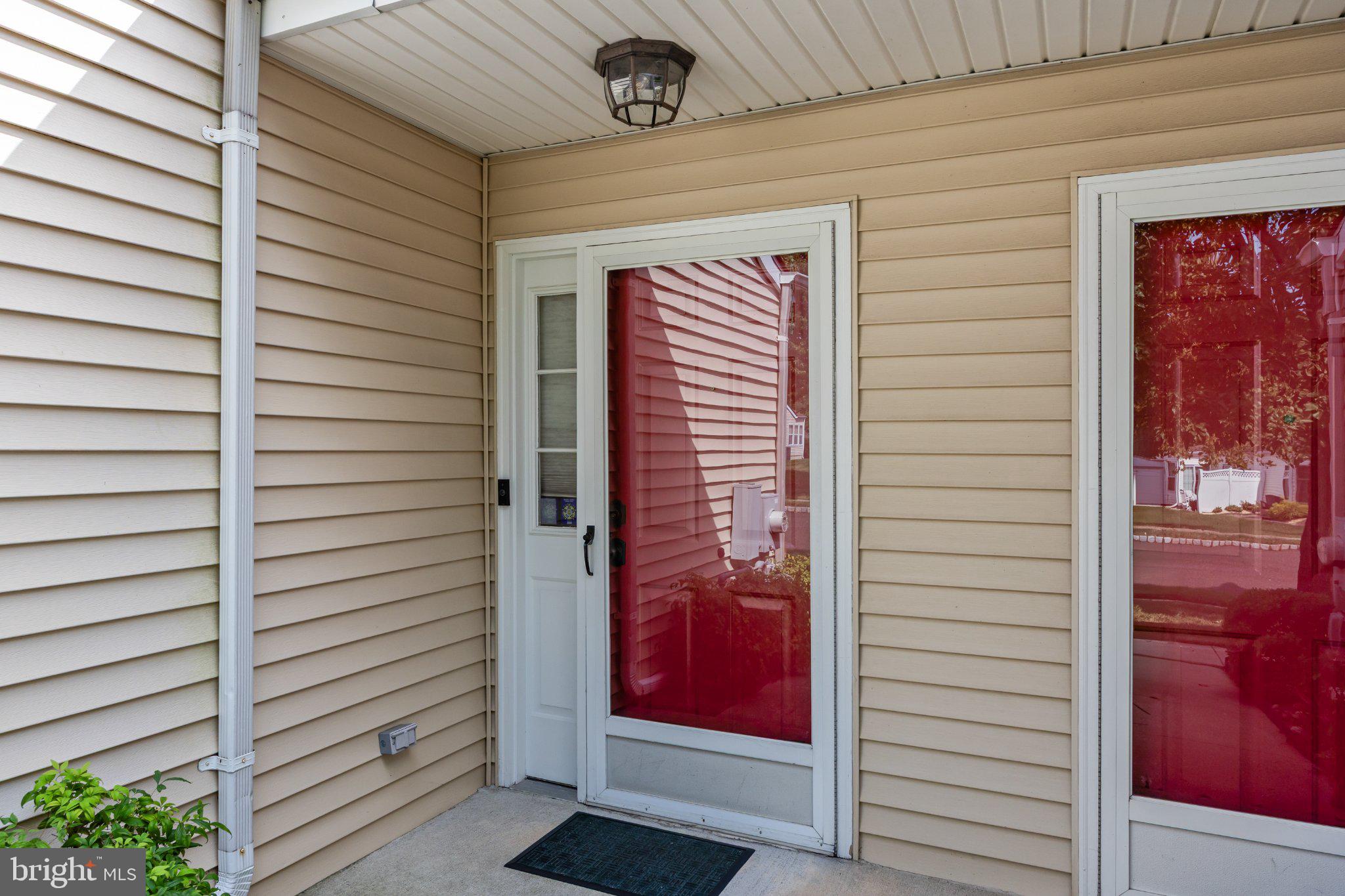 6 CLIFFORD DRIVE