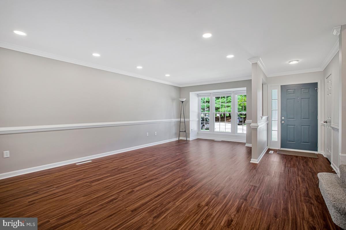 15 TARTAN COURT