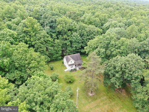 Homes For Sale - 23360 Burns Valley Road Rd<br/> Franklin County, DOYLESBURG, PA 17219