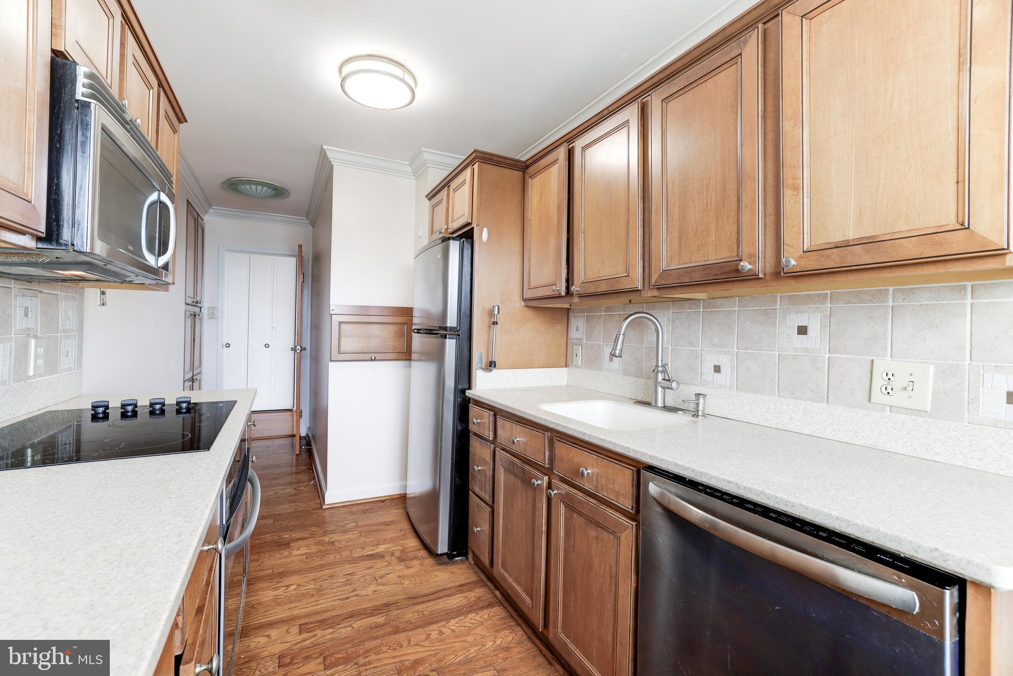 THE FOUNTAINS - Residential