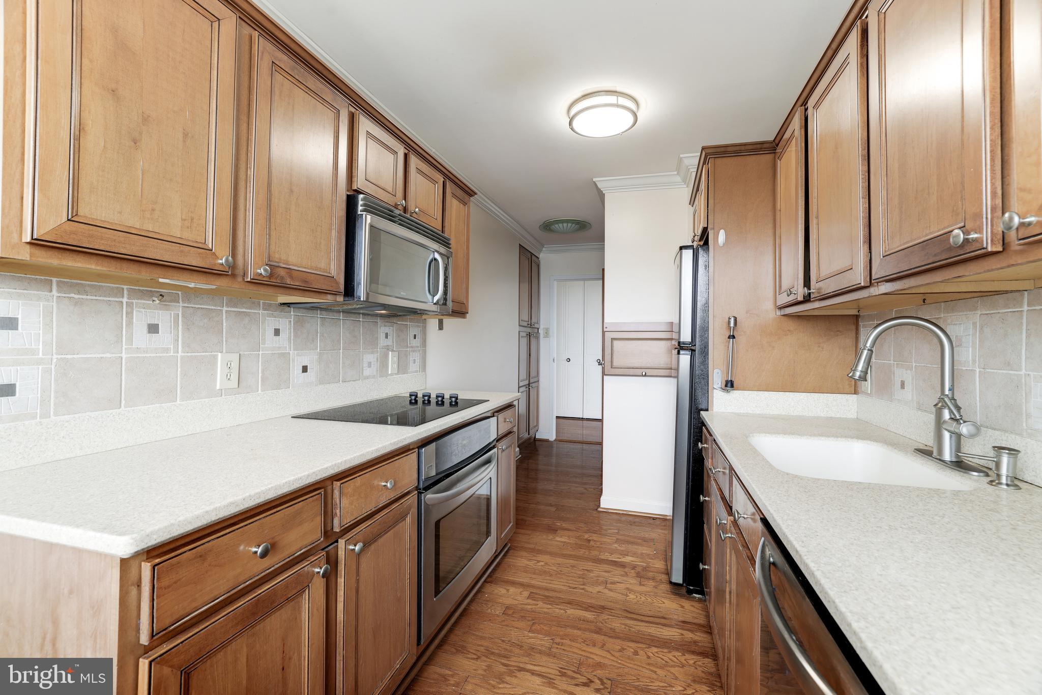 THE FOUNTAINS - Residential