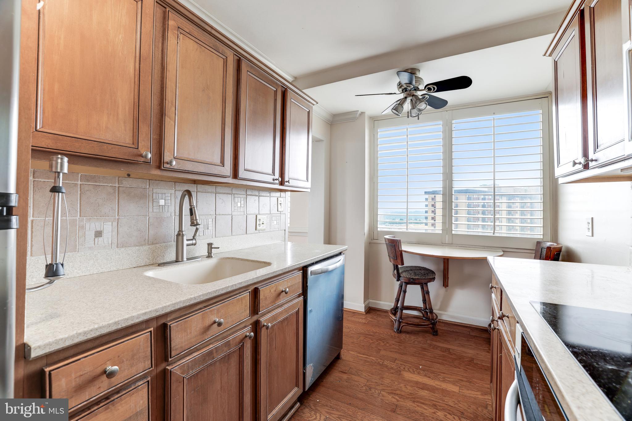 THE FOUNTAINS - Residential