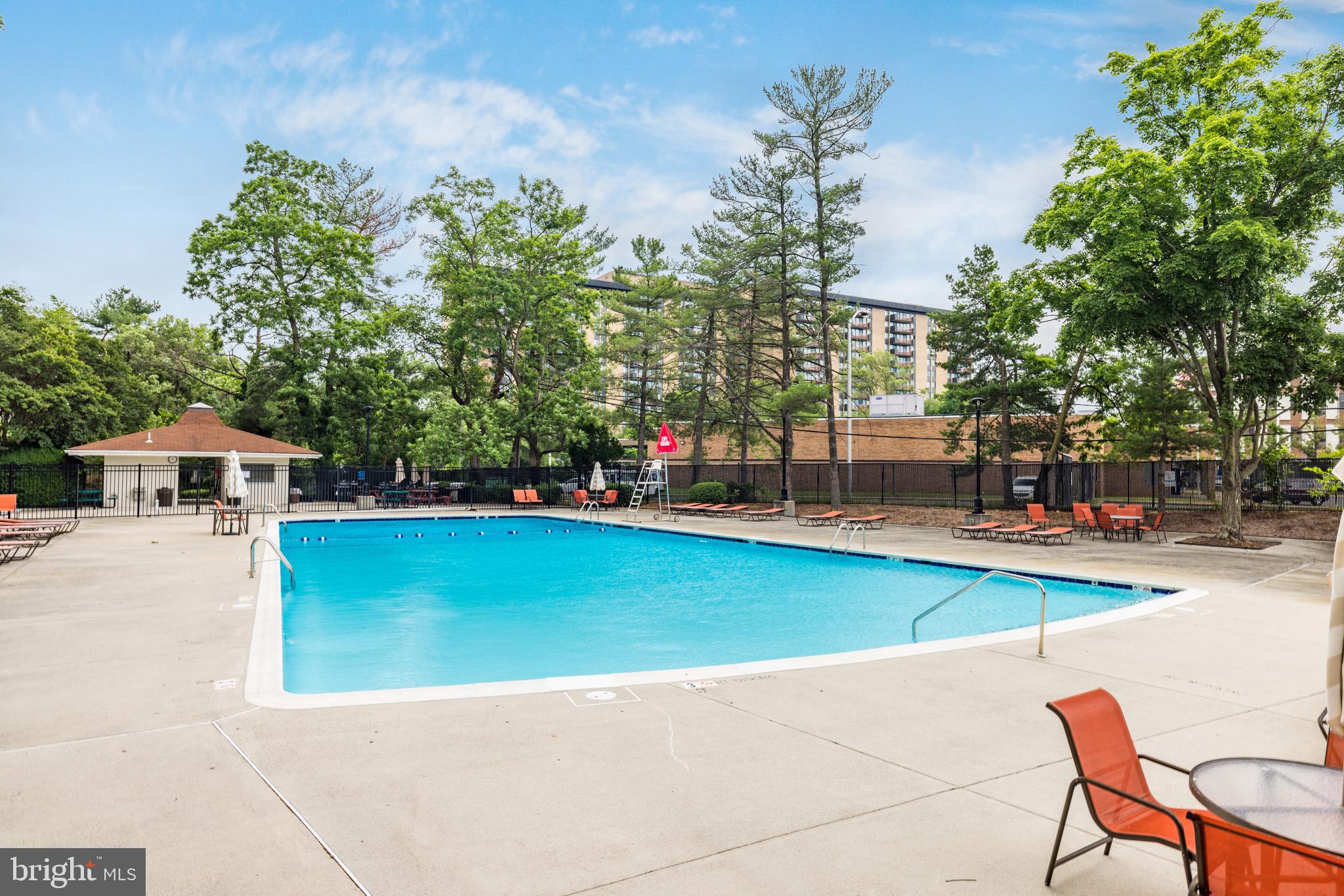 THE FOUNTAINS - Residential