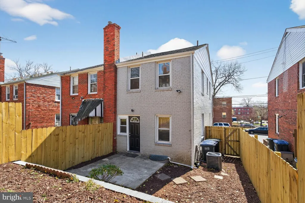 3433 25th Street SE, Washington, DC 20020