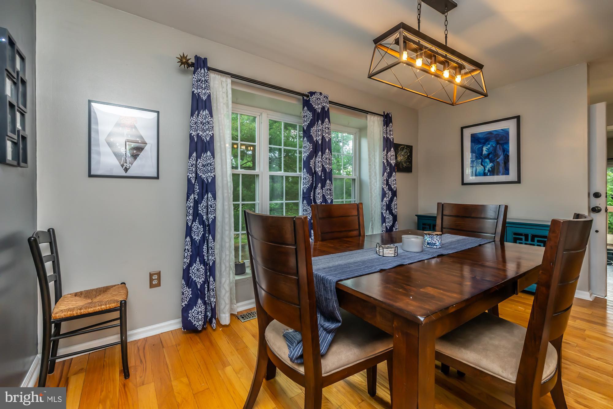 BALLINAHINCH - Residential