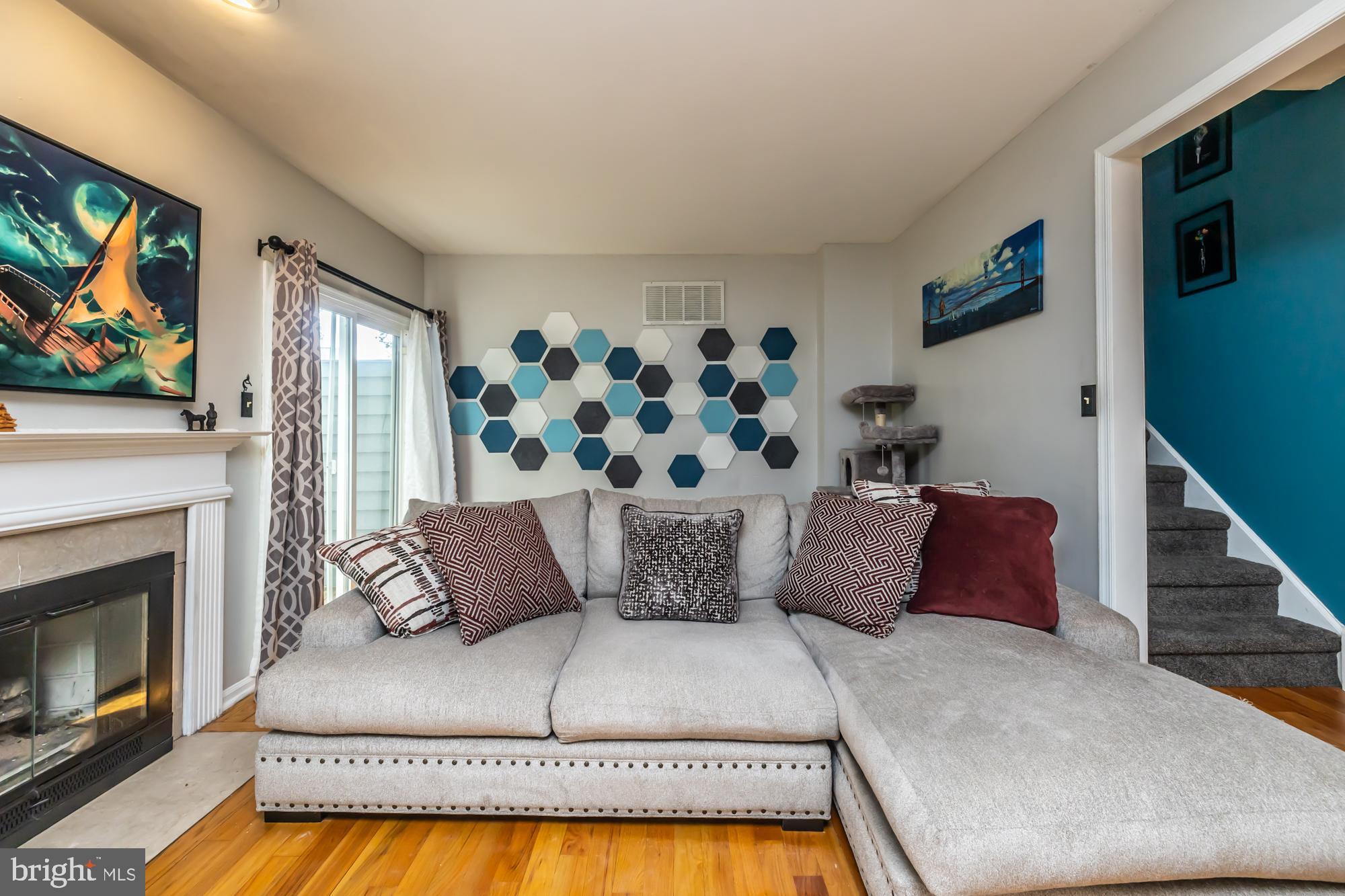 BALLINAHINCH - Residential