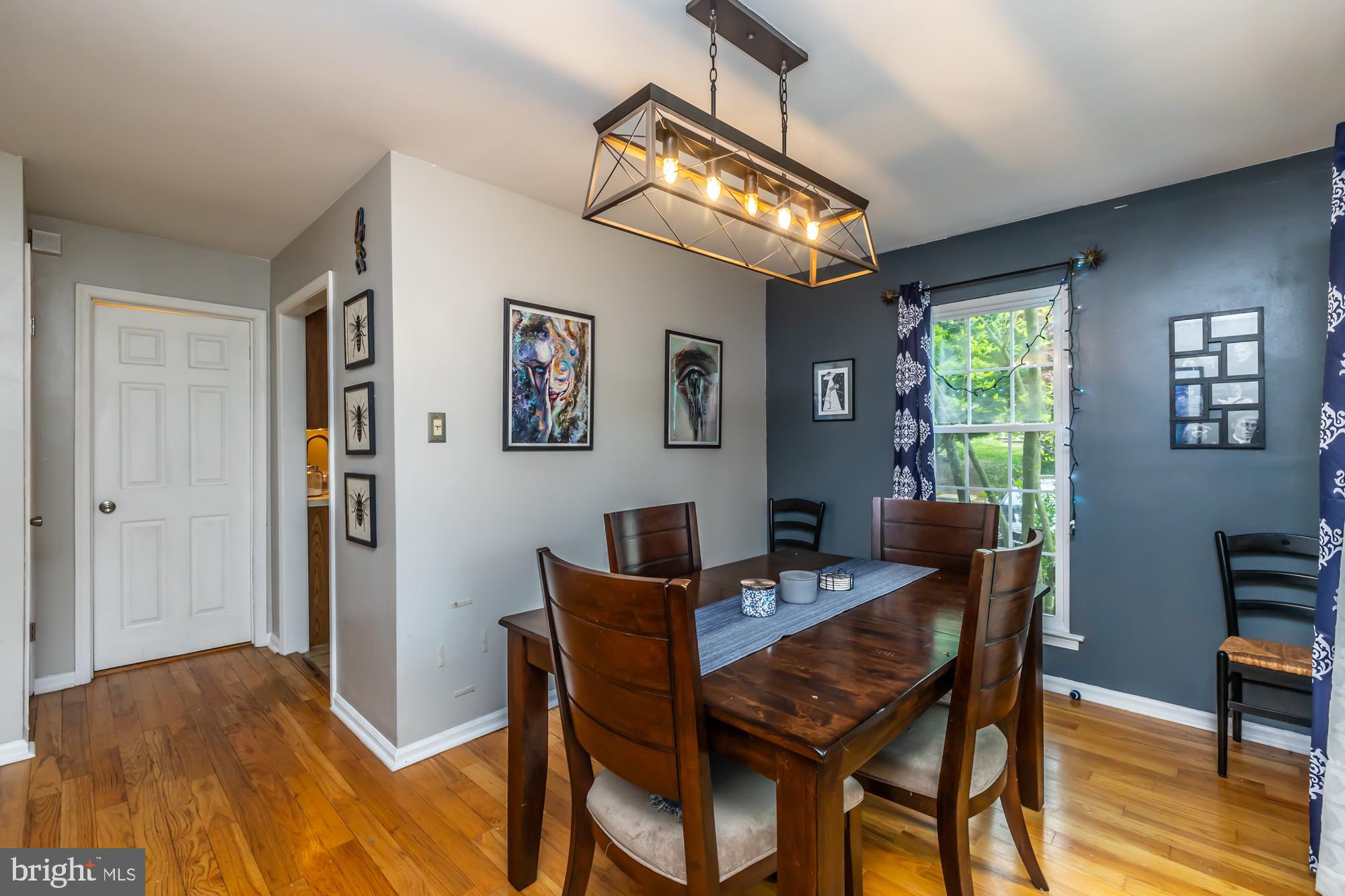 BALLINAHINCH - Residential