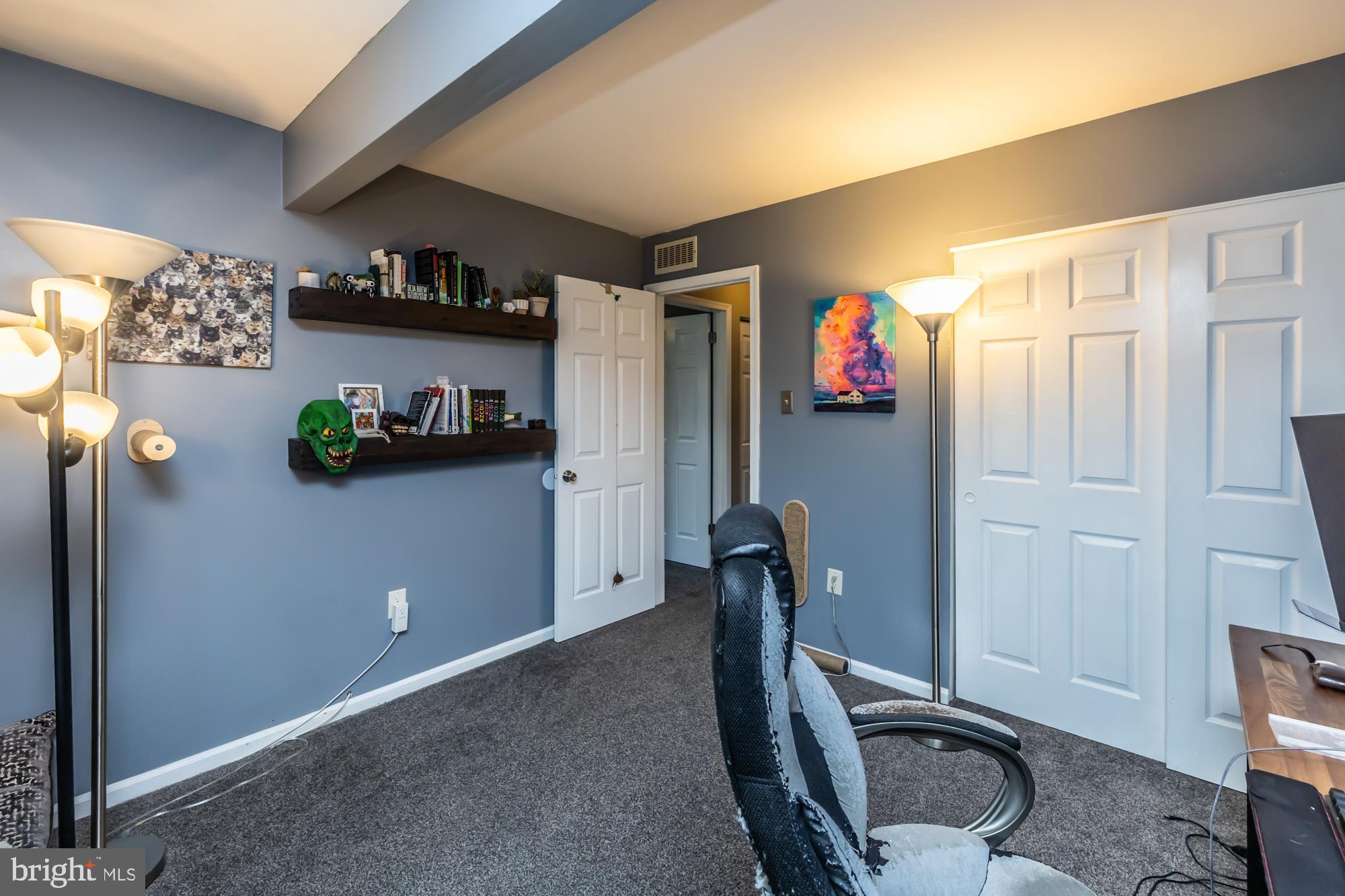 BALLINAHINCH - Residential