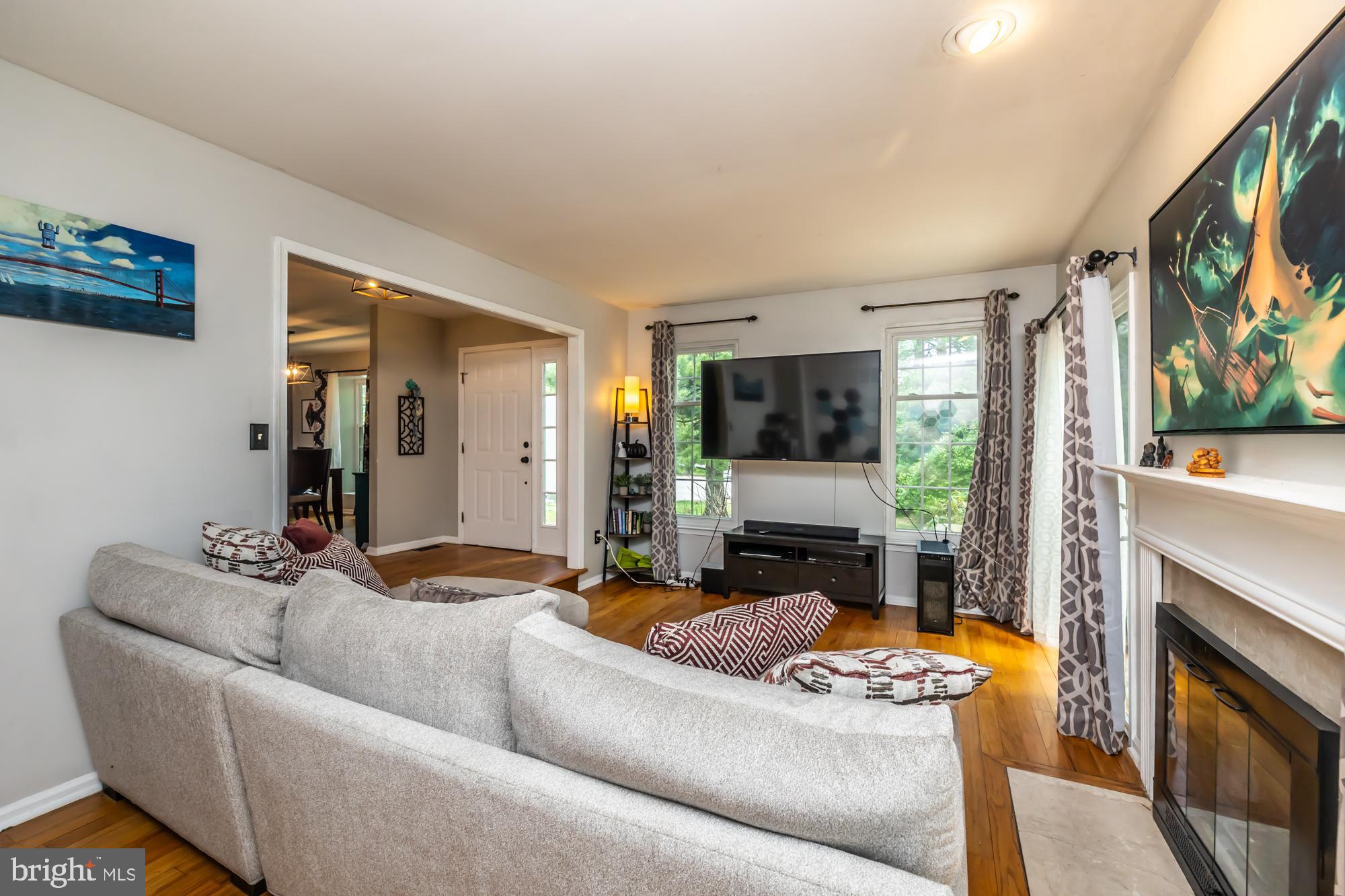 BALLINAHINCH - Residential