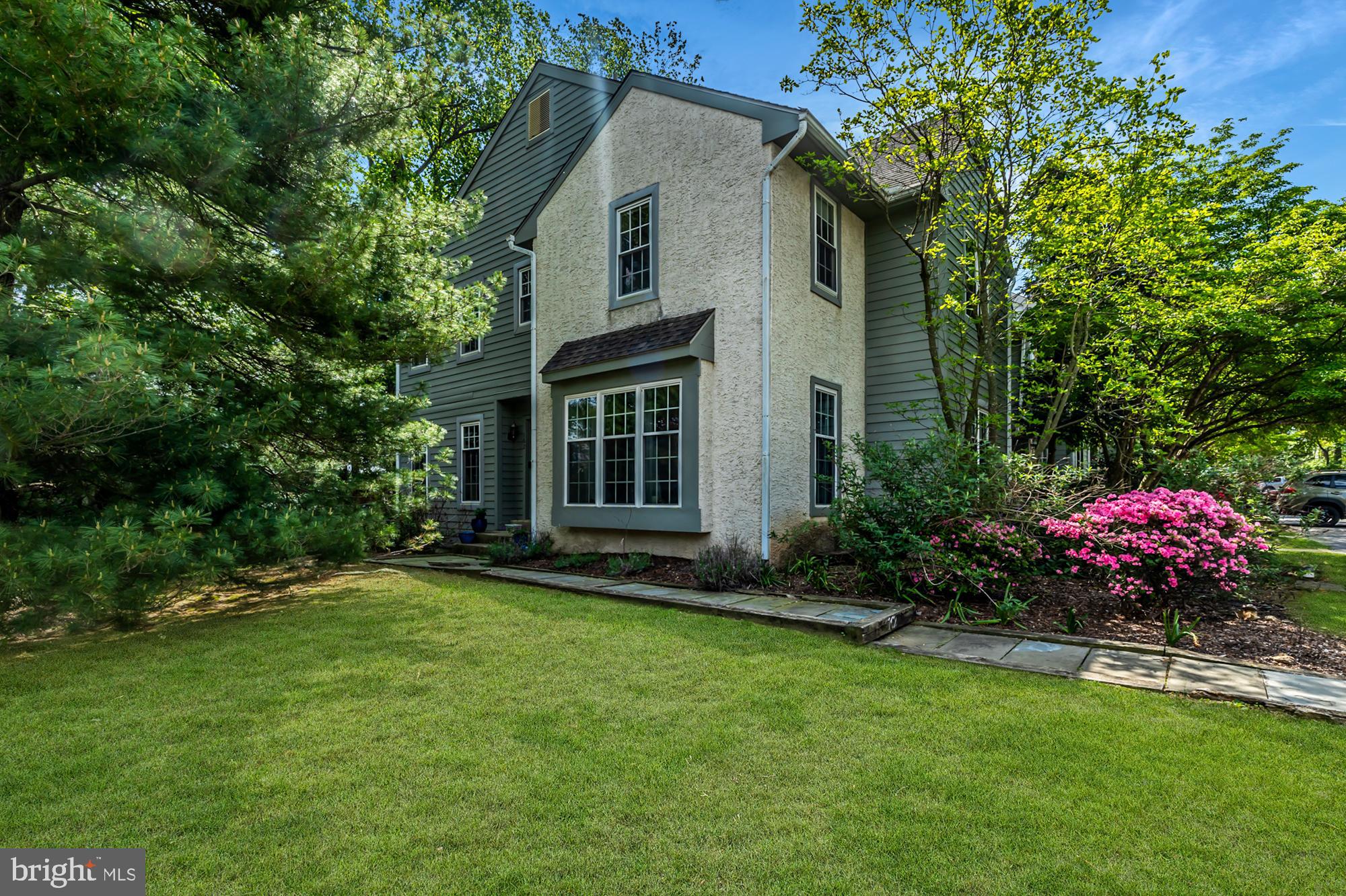 BALLINAHINCH - Residential