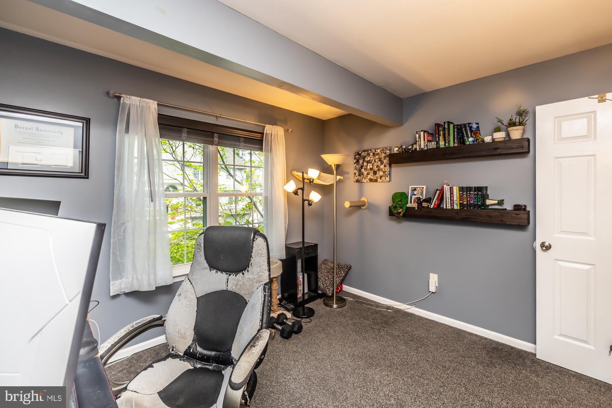 BALLINAHINCH - Residential