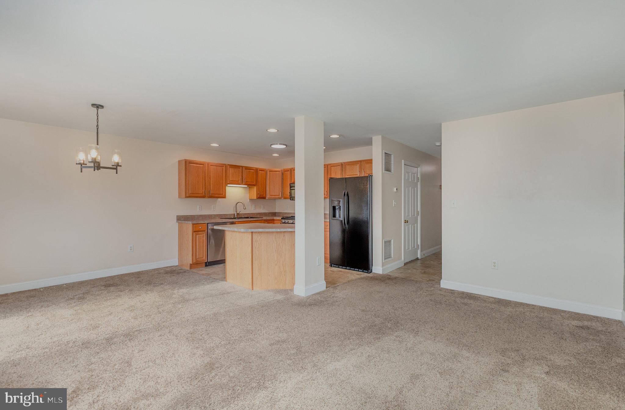 BRADFORD ESTATES - Residential Lease