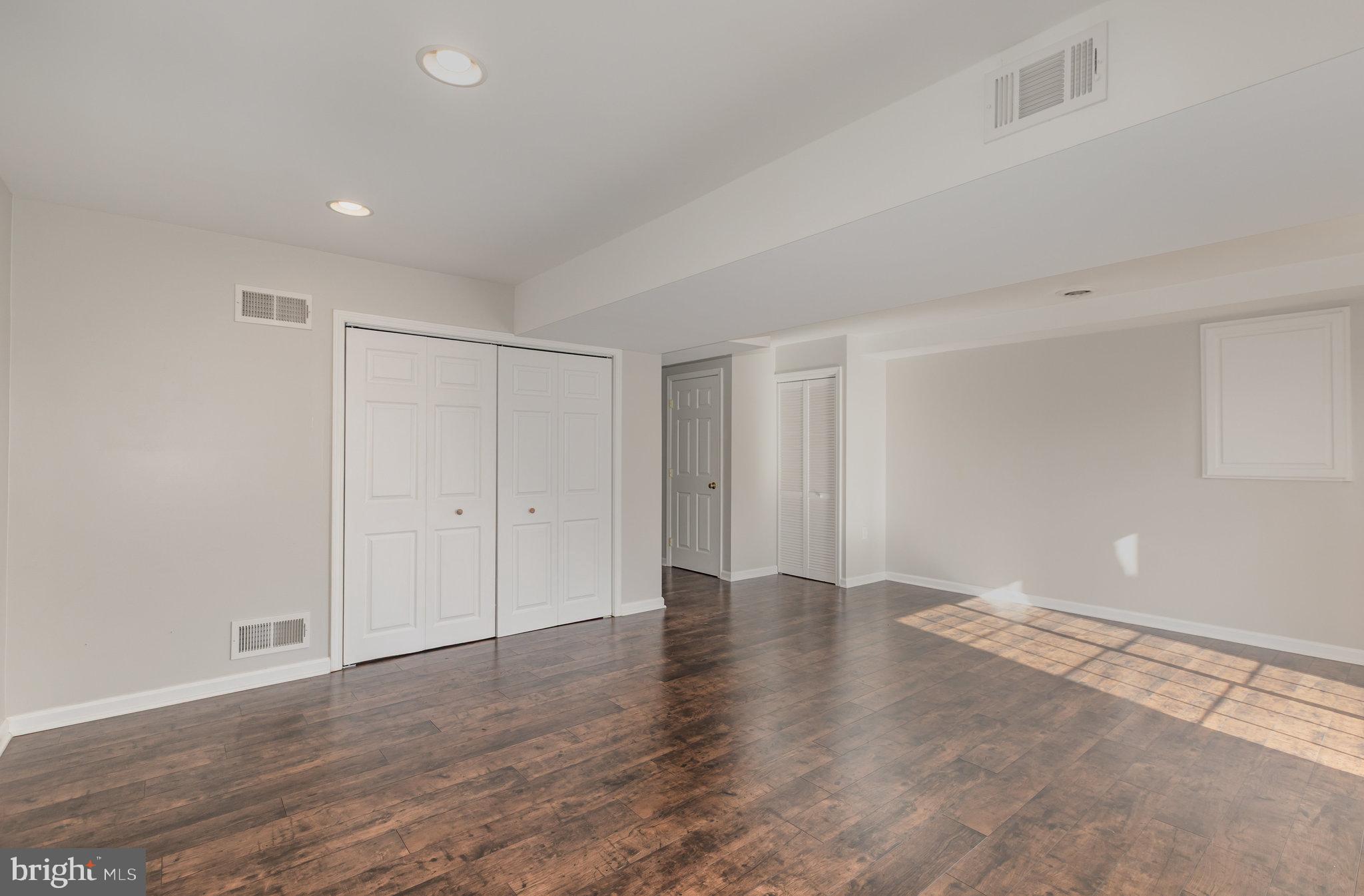 BRADFORD ESTATES - Residential Lease