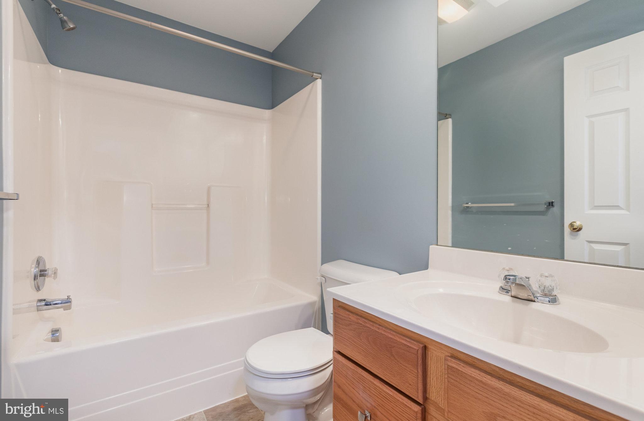 BRADFORD ESTATES - Residential Lease