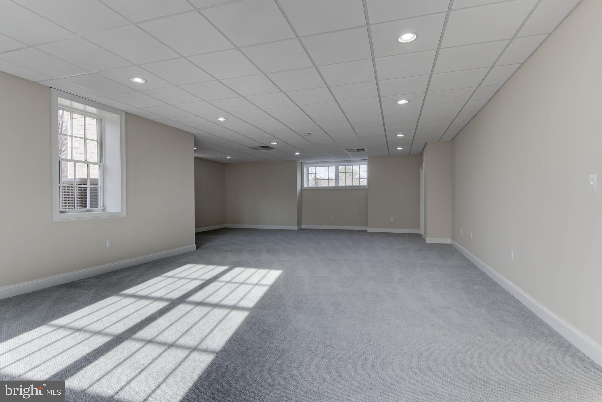 DEER CREEK - Residential