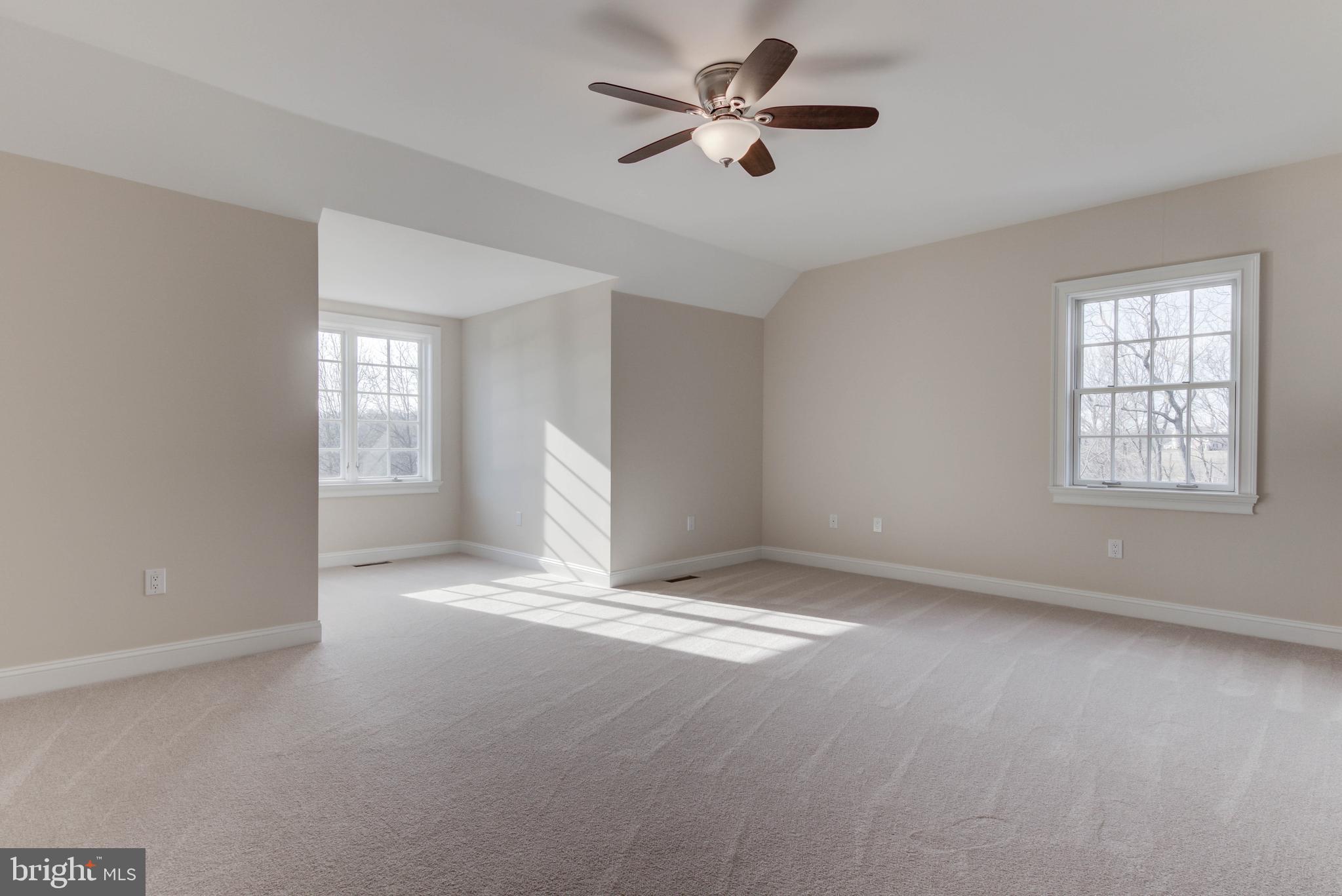 DEER CREEK - Residential