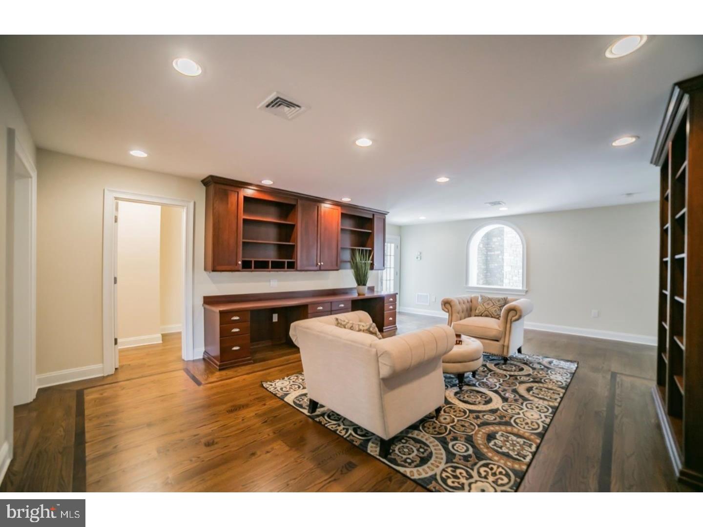 DEER CREEK - Residential