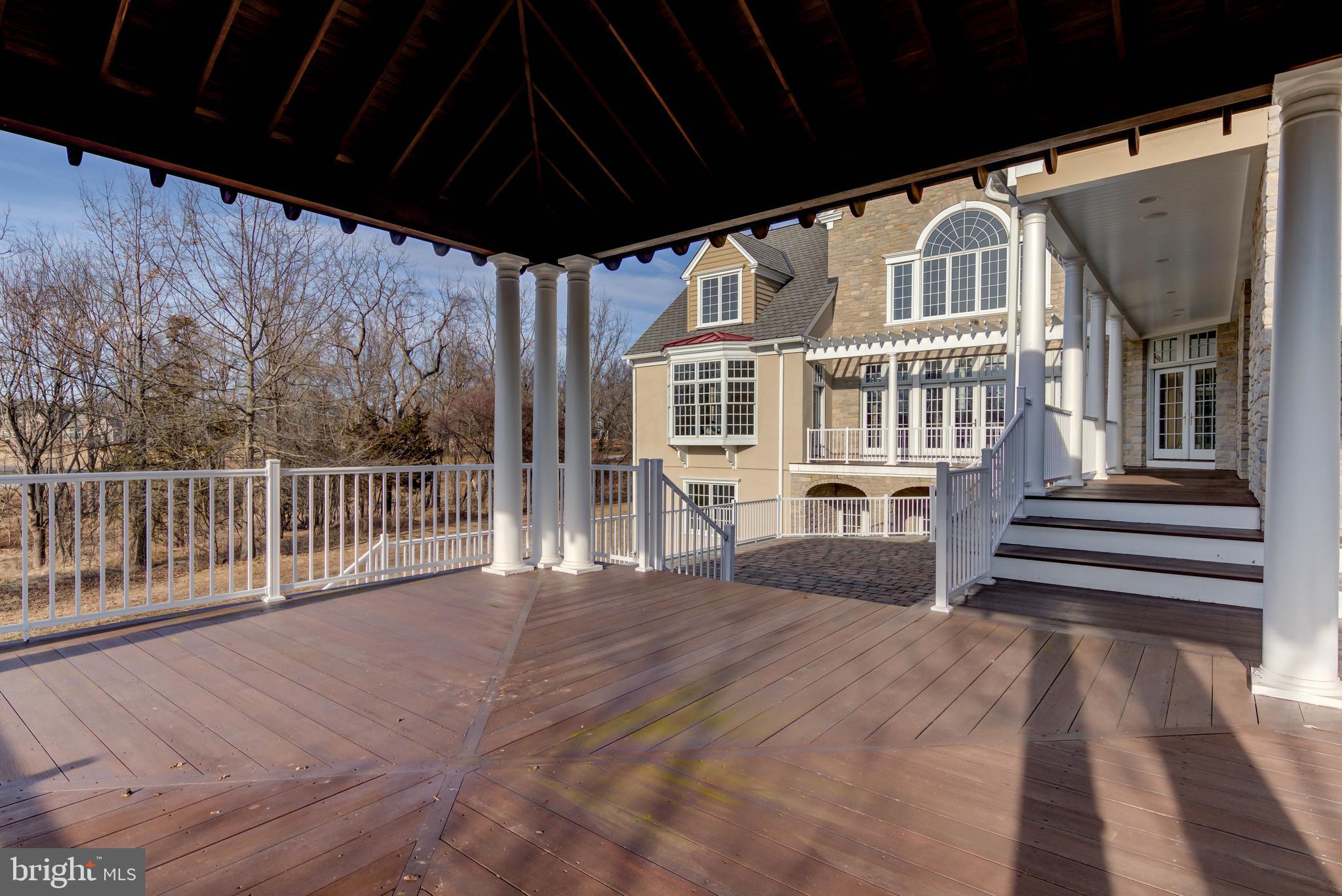 DEER CREEK - Residential