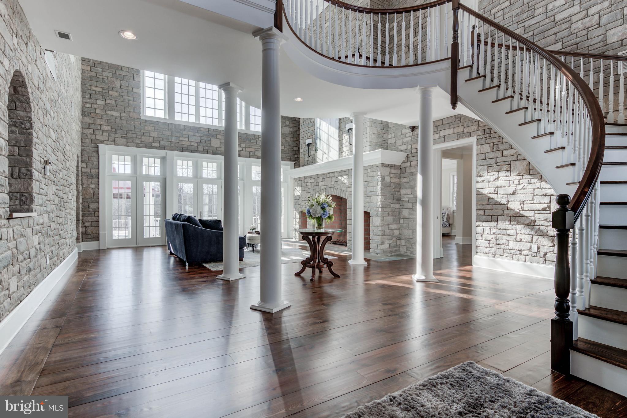 DEER CREEK - Residential