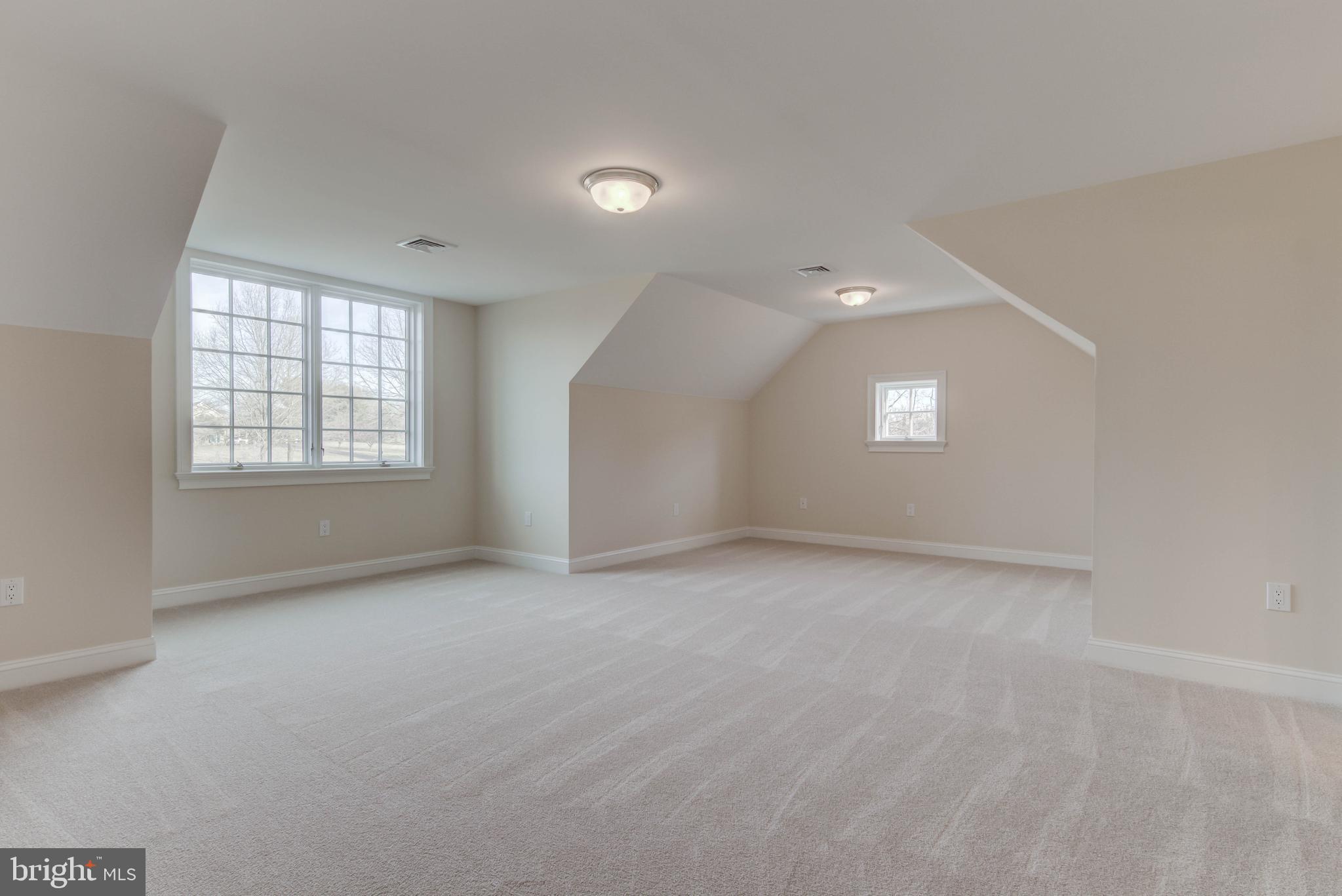 DEER CREEK - Residential