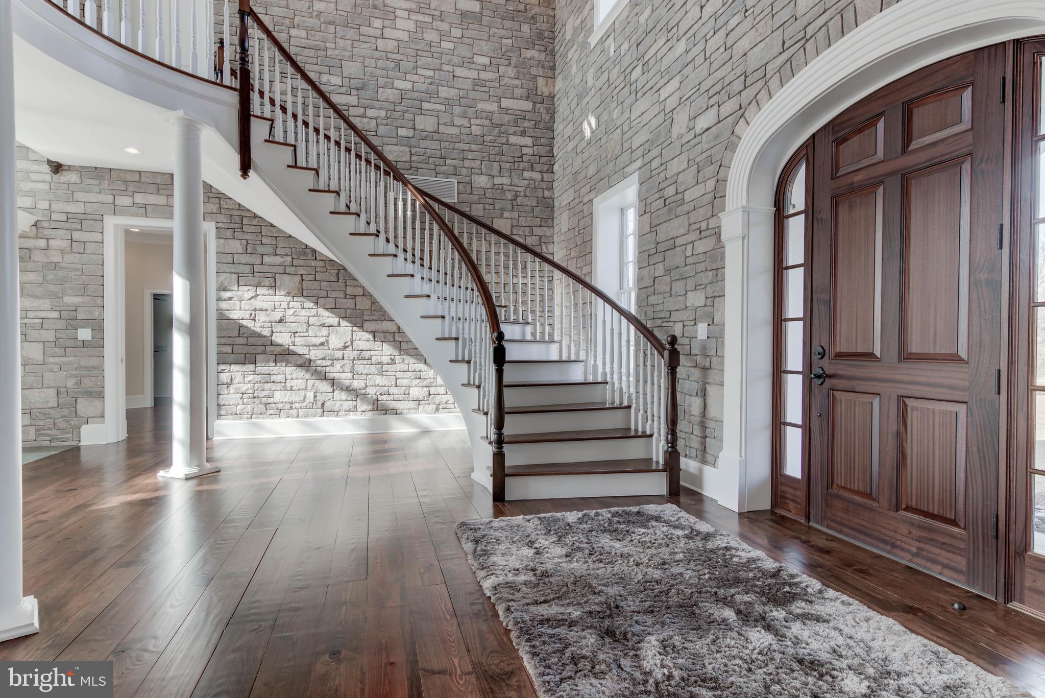 DEER CREEK - Residential