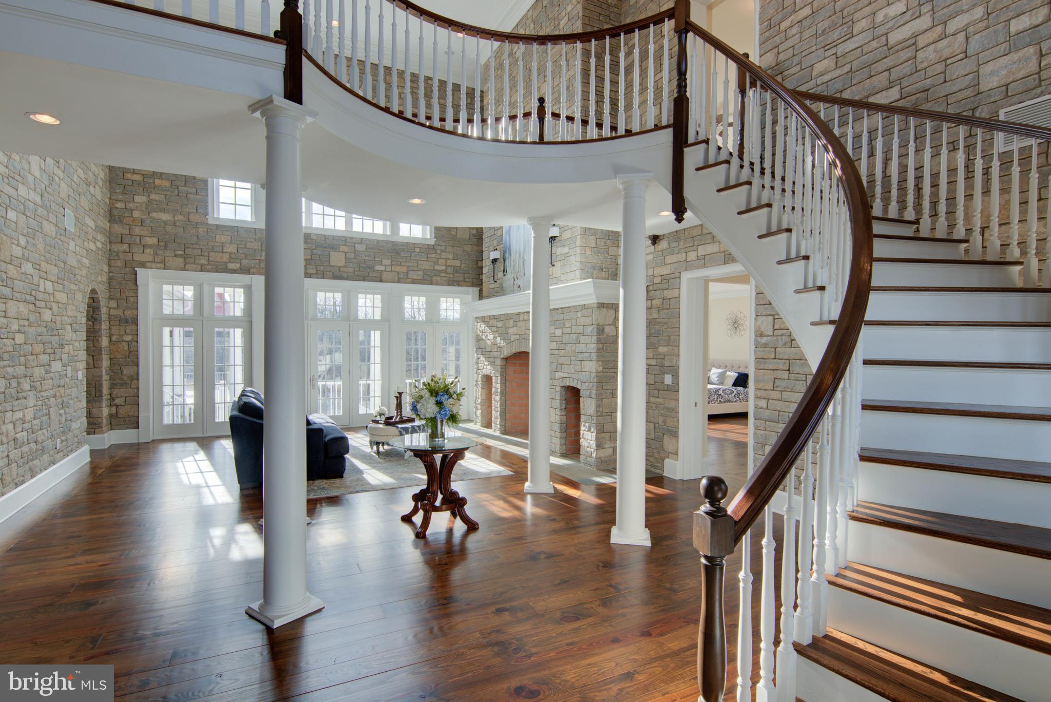 DEER CREEK - Residential