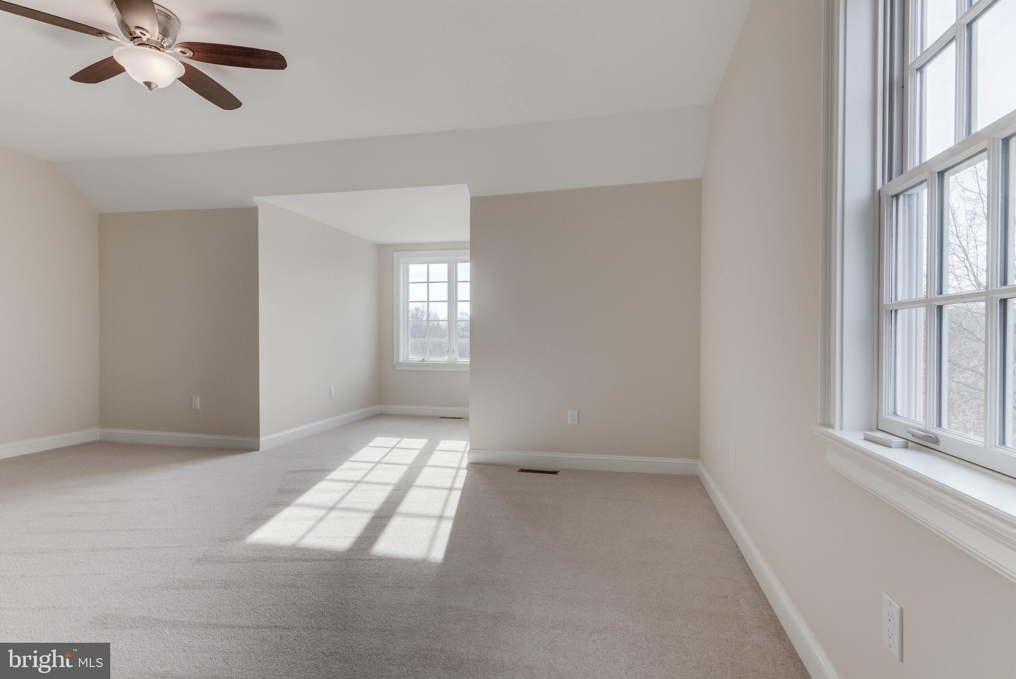 DEER CREEK - Residential