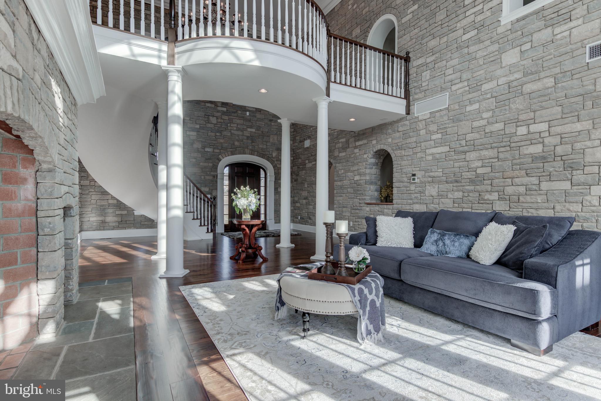 DEER CREEK - Residential