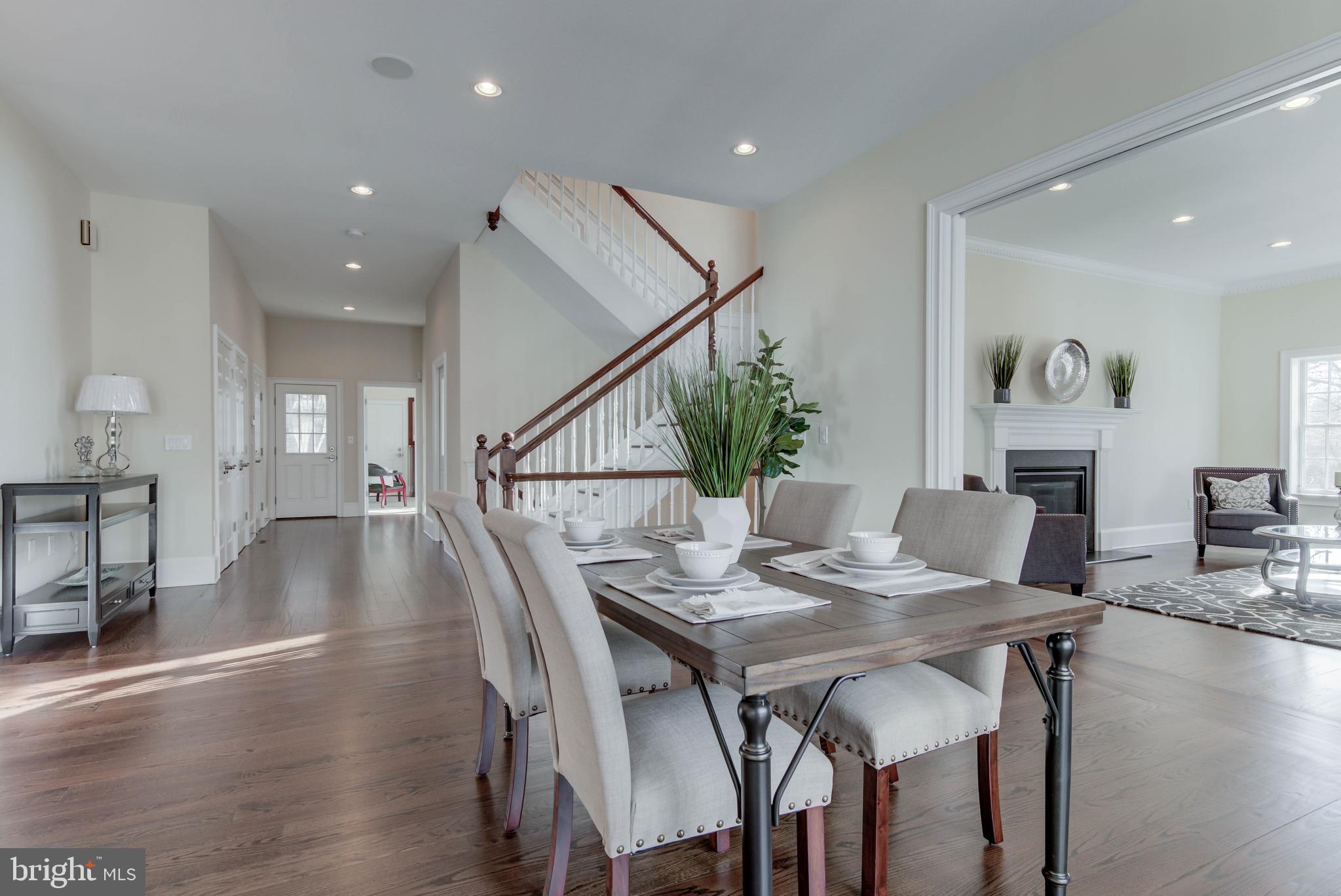 DEER CREEK - Residential