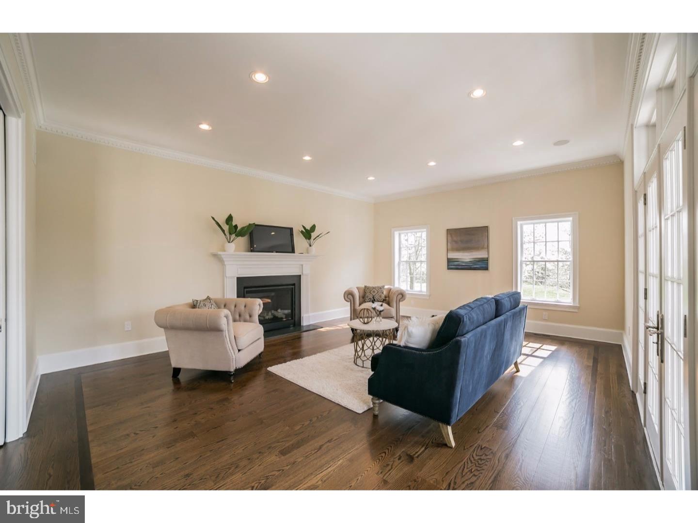 DEER CREEK - Residential