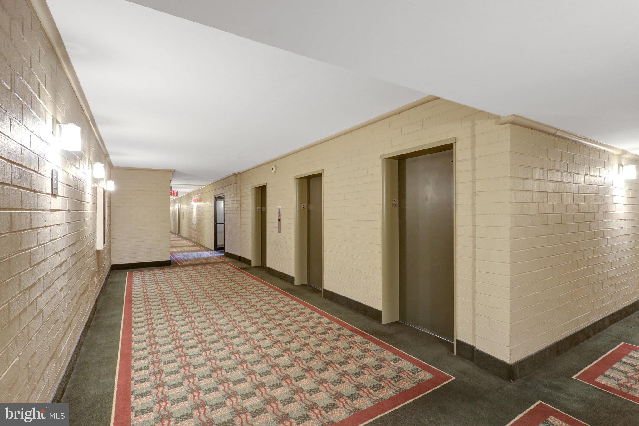 WOODLAKE TOWERS - Residential