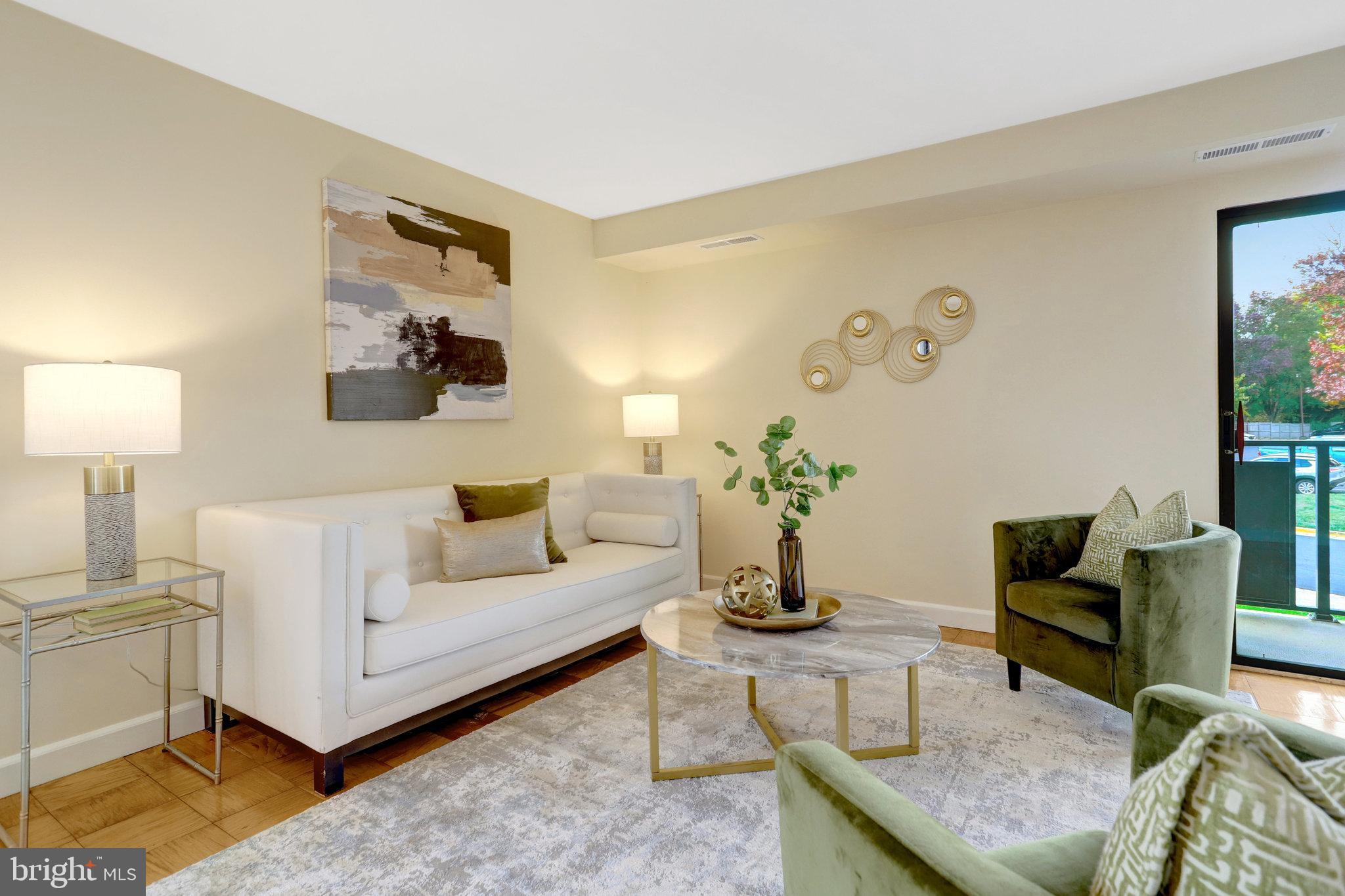 WOODLAKE TOWERS - Residential