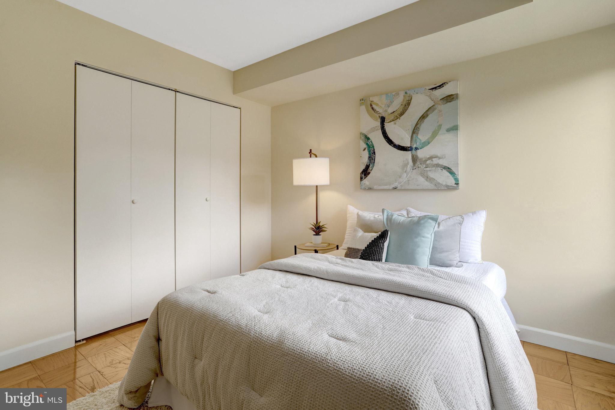 WOODLAKE TOWERS - Residential