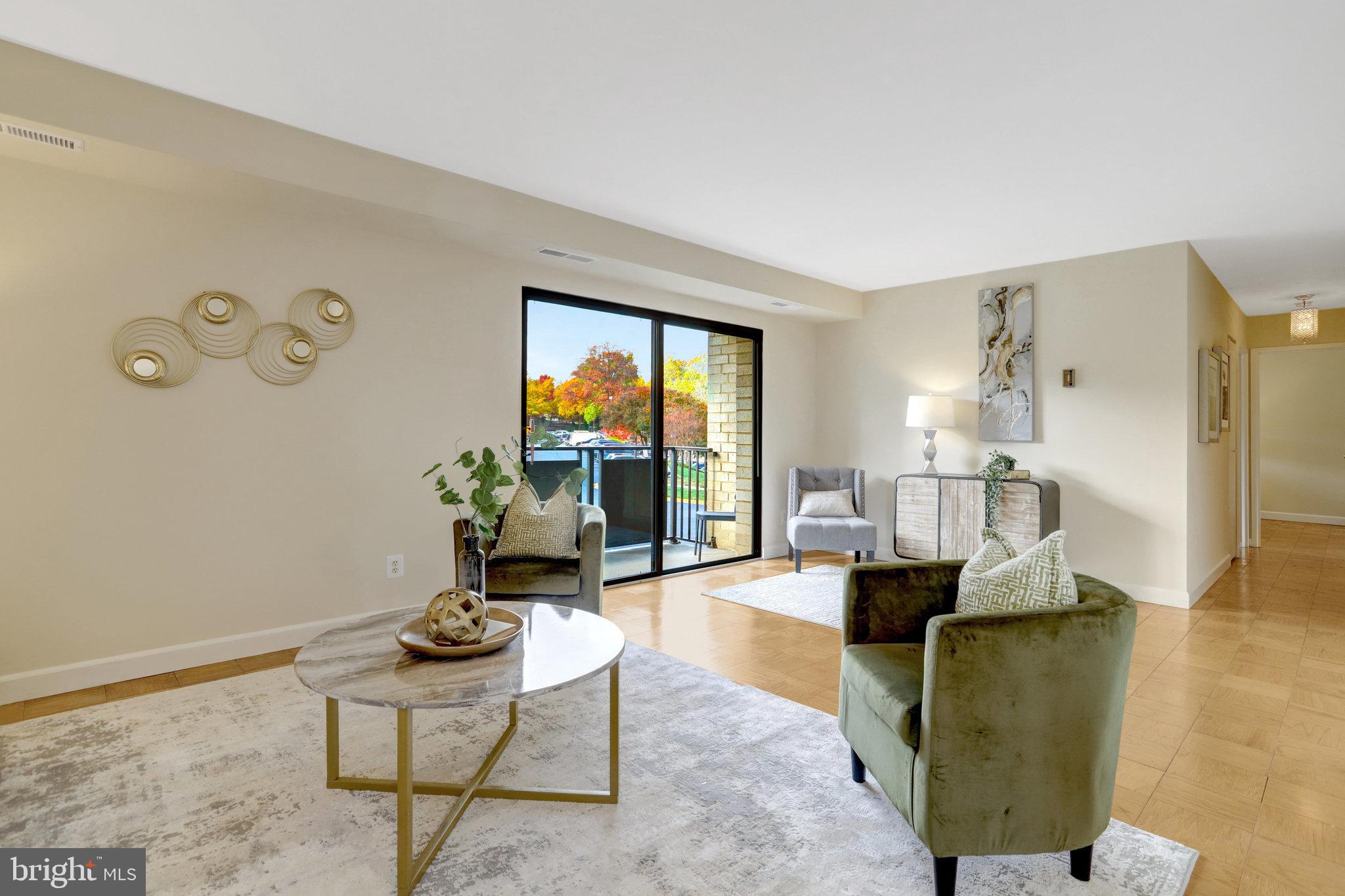 WOODLAKE TOWERS - Residential