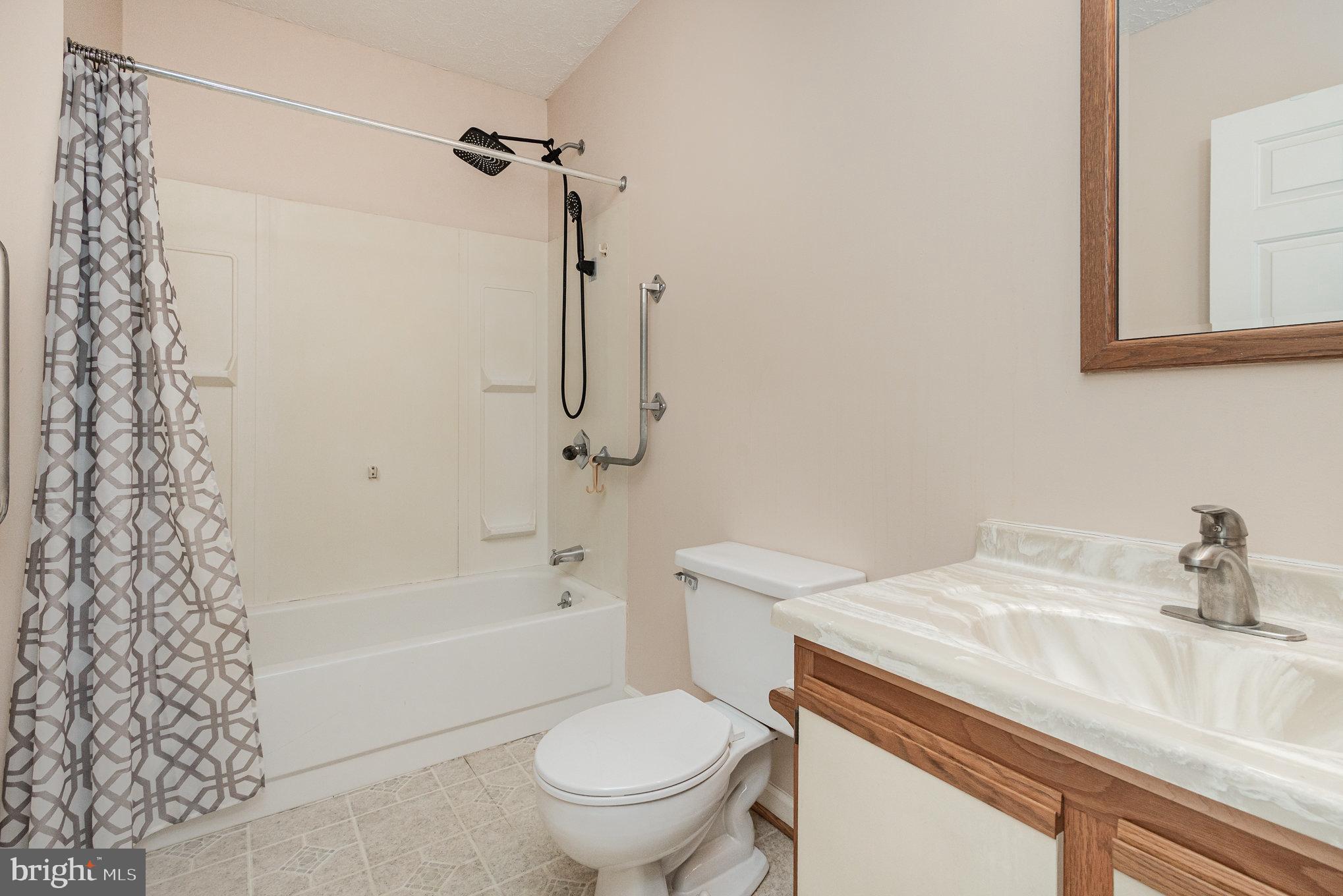 MINNIEVILLE MANOR - Residential