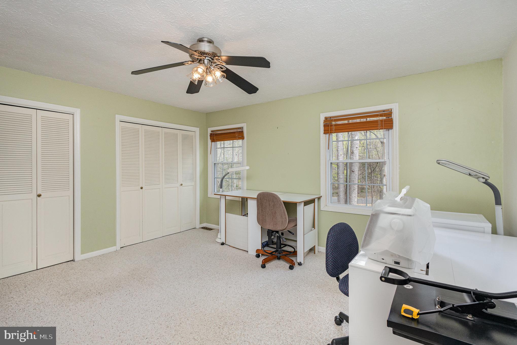 MINNIEVILLE MANOR - Residential