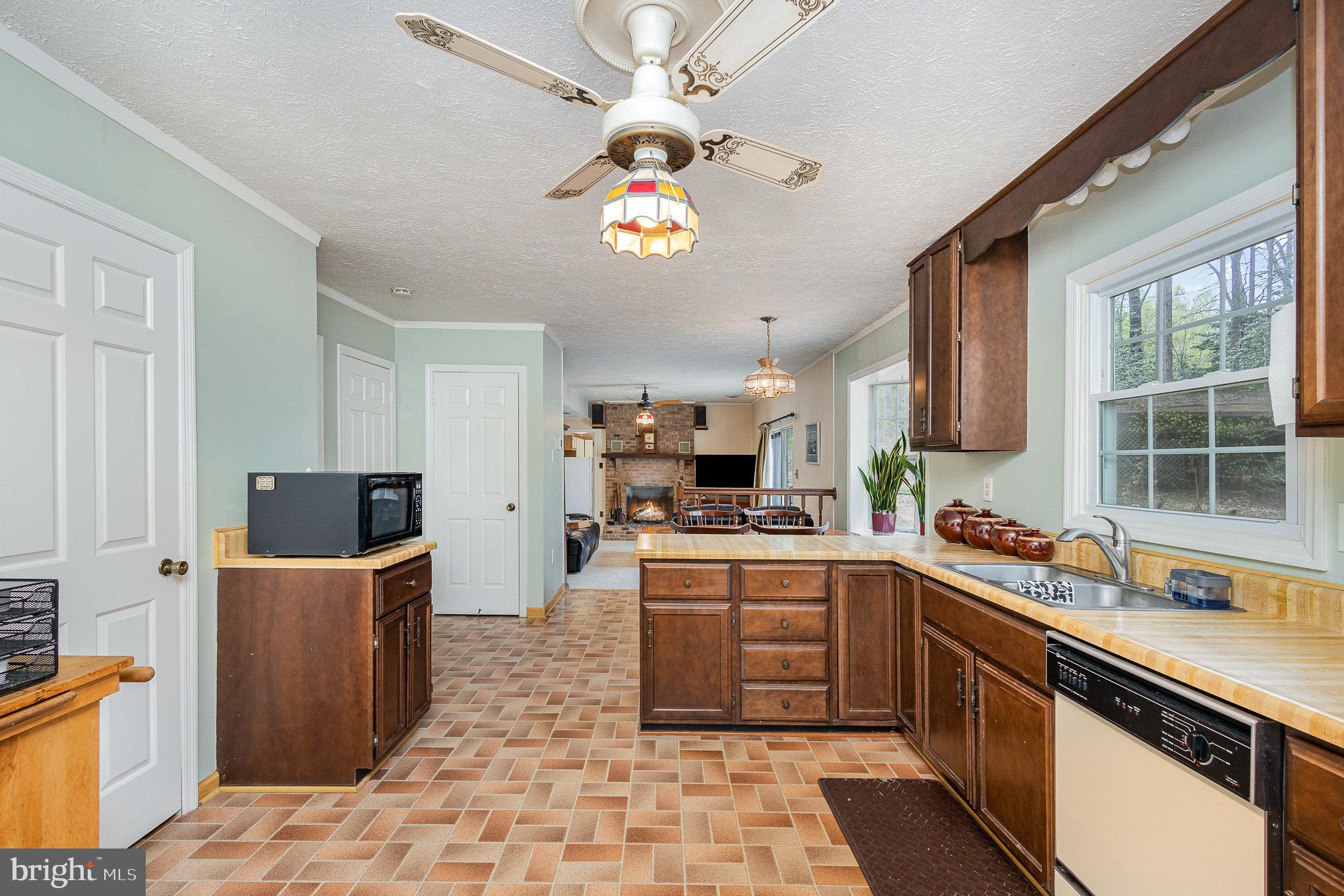 MINNIEVILLE MANOR - Residential