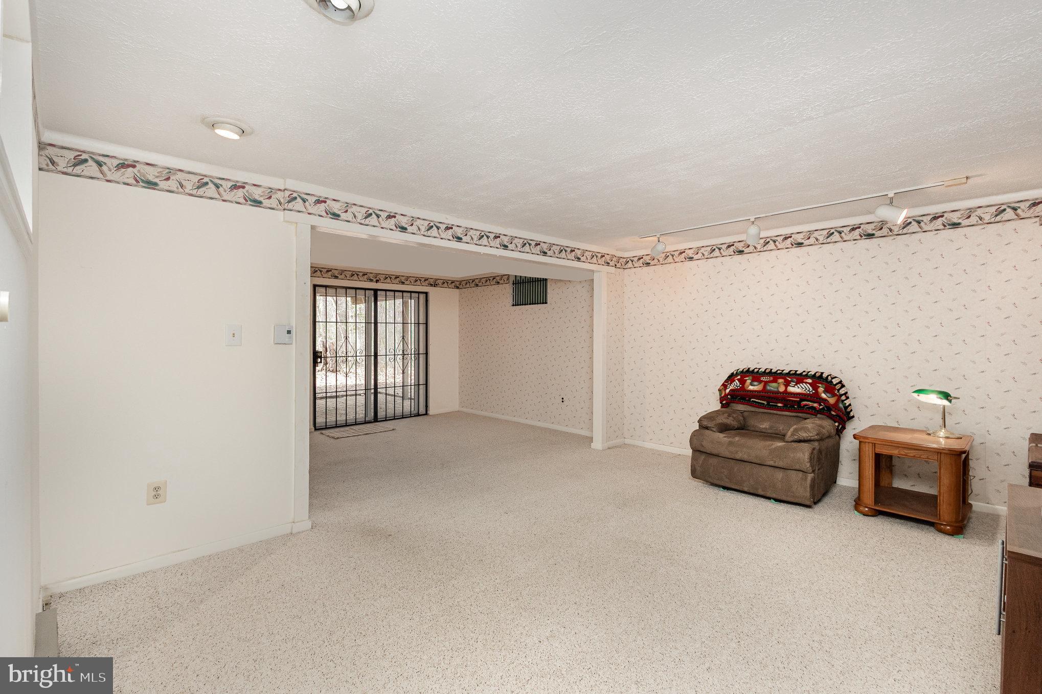 MINNIEVILLE MANOR - Residential