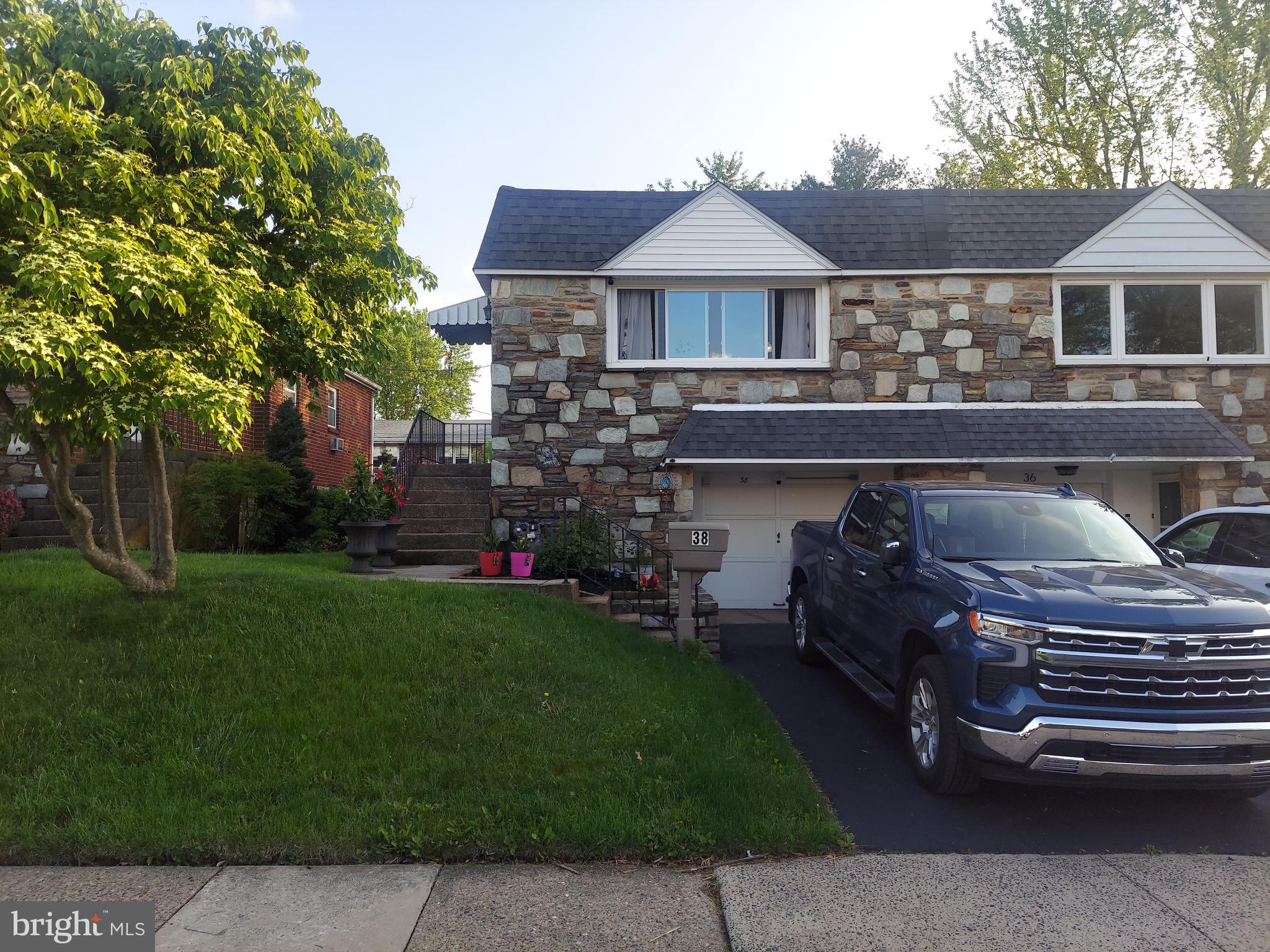 Lovely twin home located in Lansdale borough. This home has been upgraded and well maintained by it's currents owners. The home features hardwood floors throughout. You will enter the home into living room . A couple steps up into the kitchen /dining area. The kitchen features plenty of cabinet and counter space, gas cooking, and a newer dishwasher. There are three good sized bedrooms and a full hall bath to complete the main floor. The lower level features a large reco room/family room area, a full bath, access tot he rear yard, a utility room, and a garage. The house is walking distance to parks, public swimming pool, restaurants, and shopping. Septa rail and bus service are near by as well.