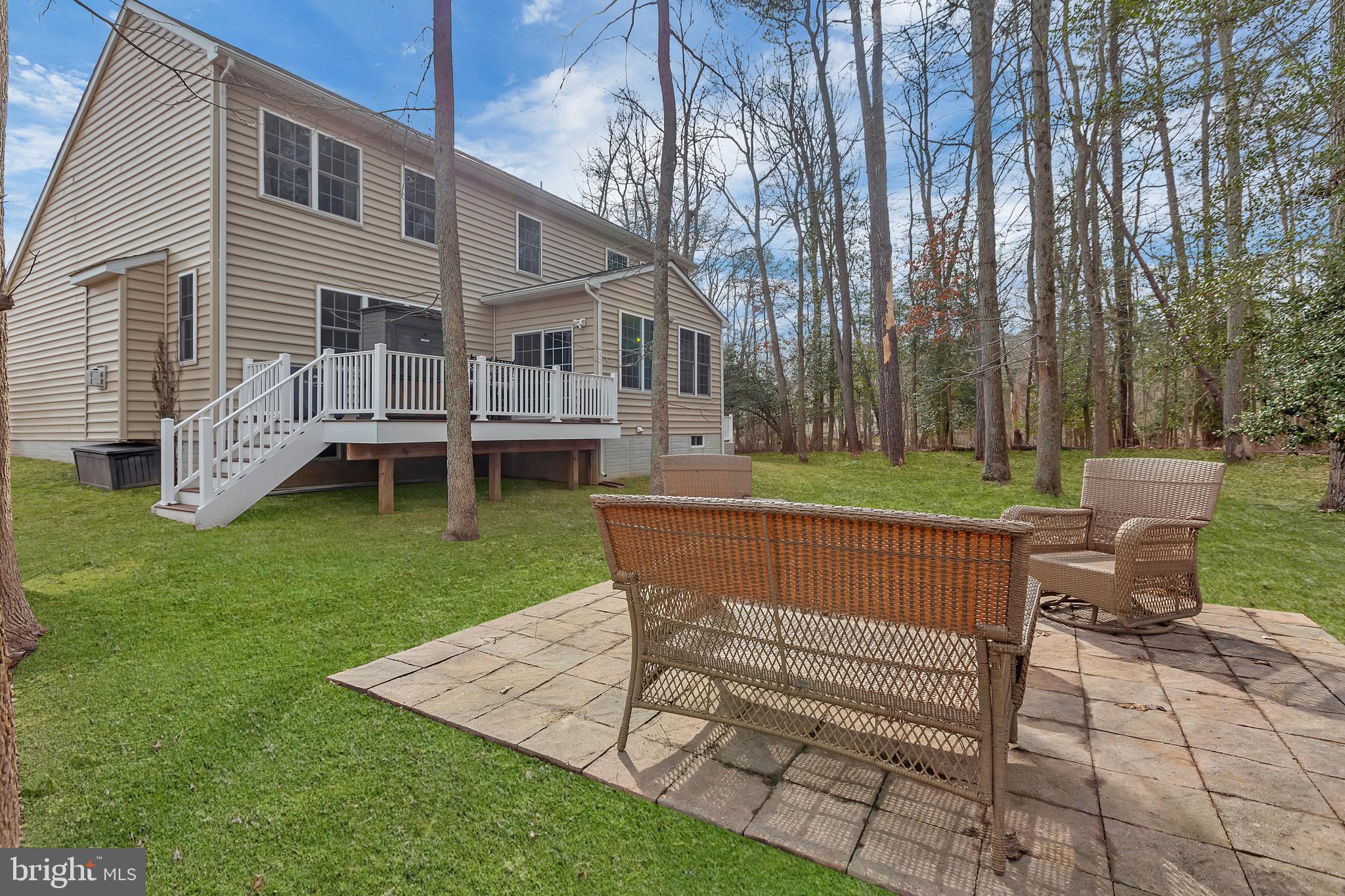 LAKE SHORE - Residential