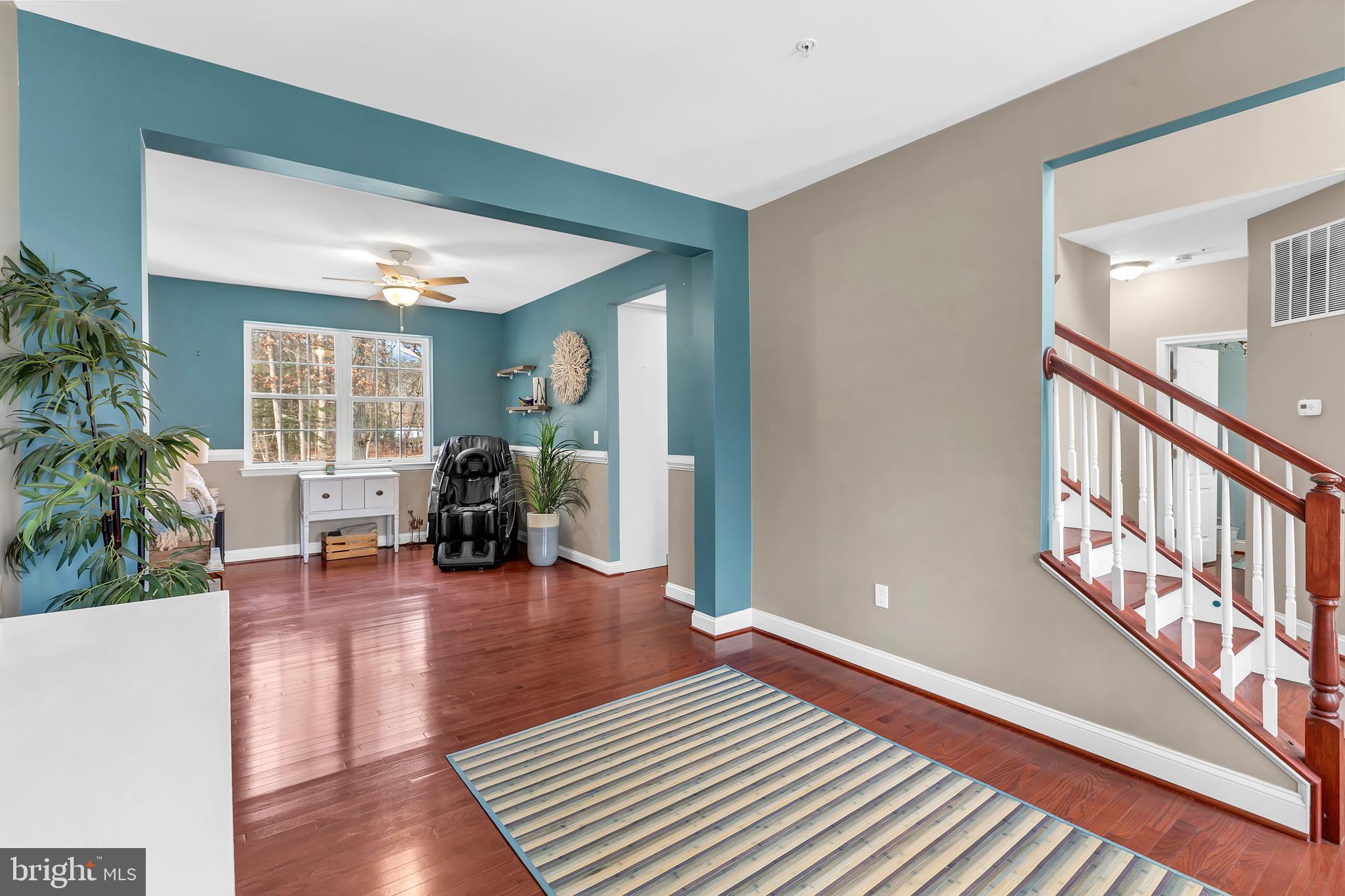 LAKE SHORE - Residential